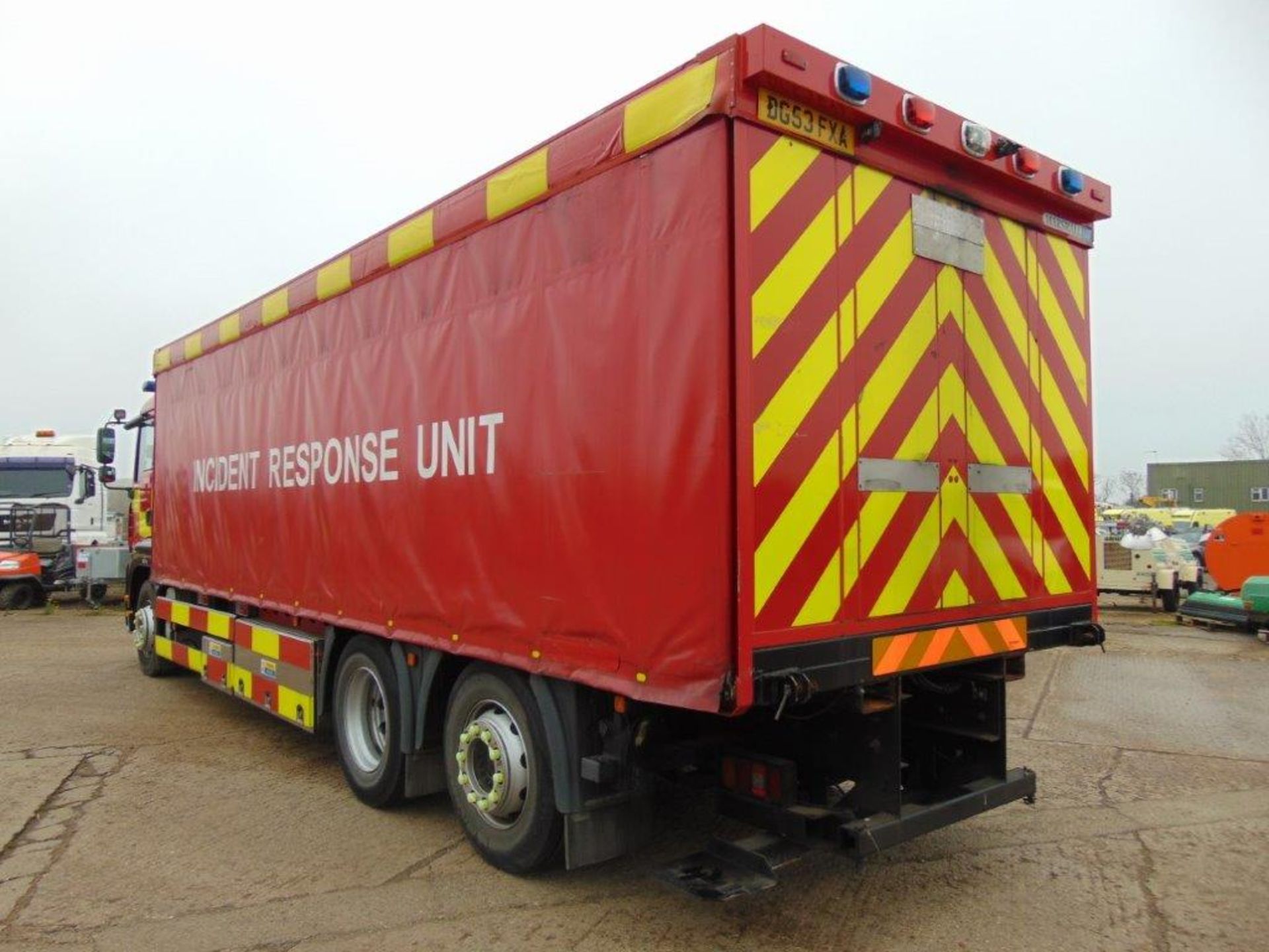 2004 MAN TG-A 6x2 Rear Steer Incident Support Unit ONLY 19,854 km - Image 8 of 32