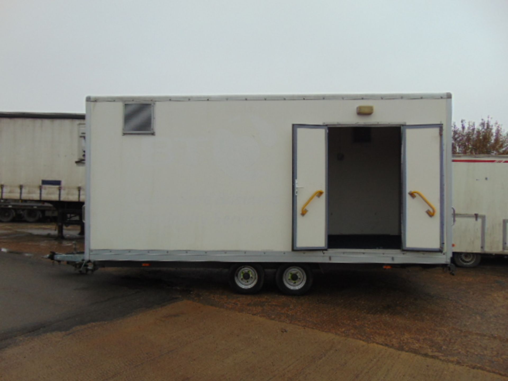 Wessex - ATT Papworth 19ft Insulated Box Trailer c/w Air Con - Image 7 of 20