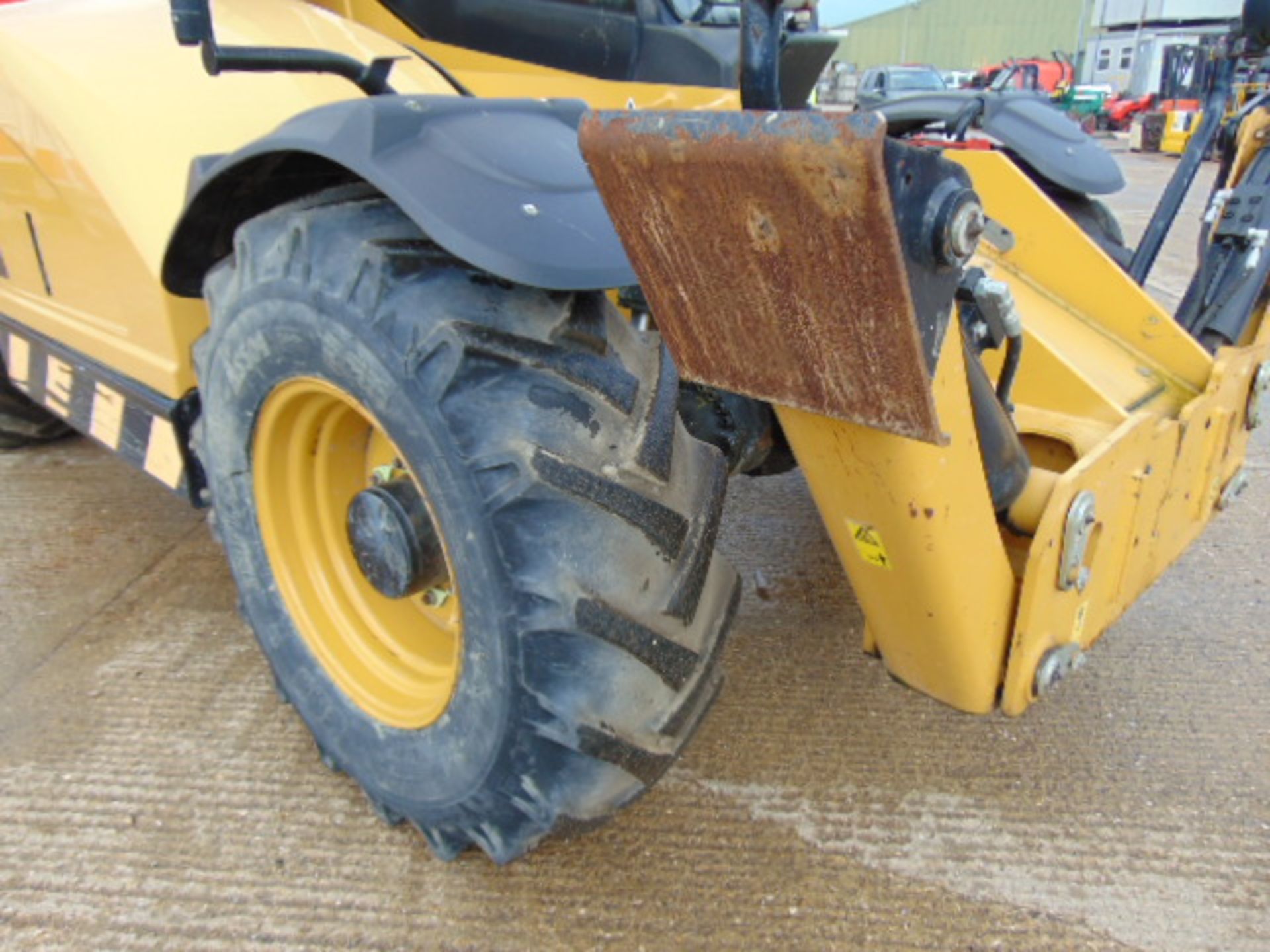 2014 Caterpillar TH414C 3.6 ton Telehandler - Image 12 of 26