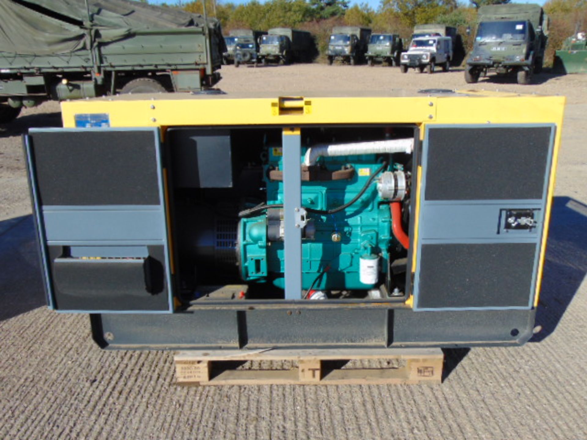 UNISSUED WITH TEST HOURS ONLY 30 KVA 3 Phase Silent Diesel Generator Set - Image 6 of 16
