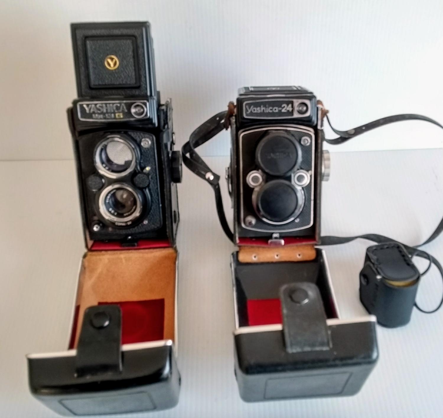 A Yashica Mat 124G and Yashica 24 TLR cameras in original cases (2)
