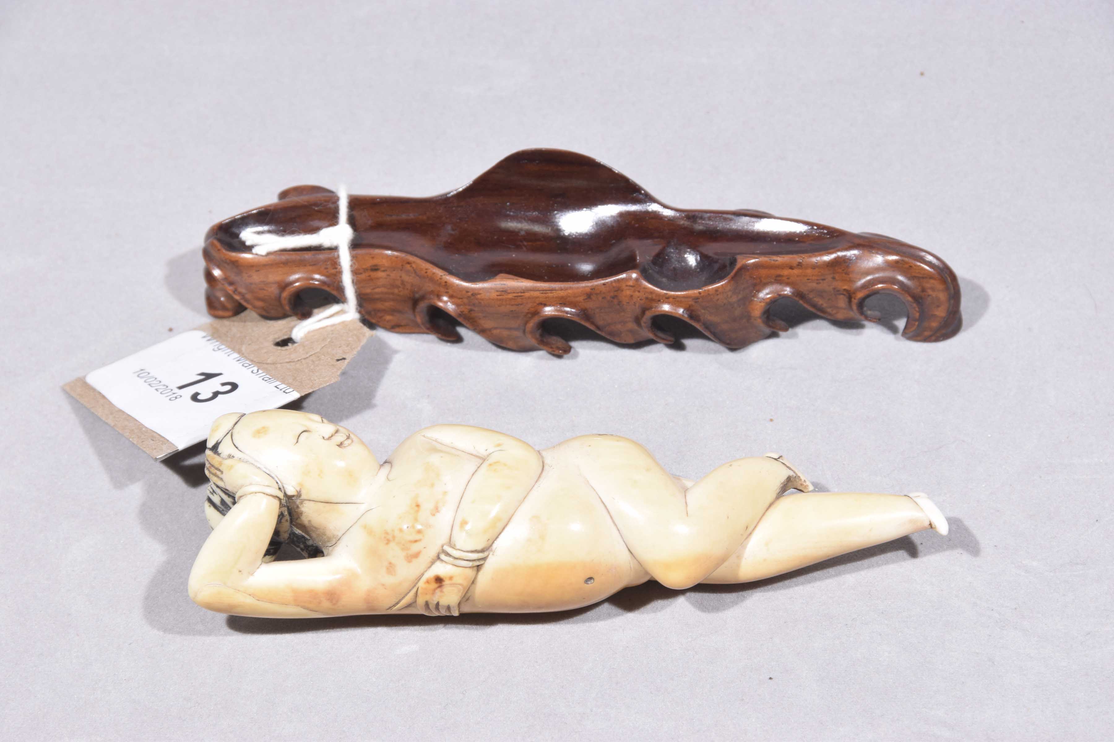 A Chinese carved ivory medicine figure, - Image 4 of 5