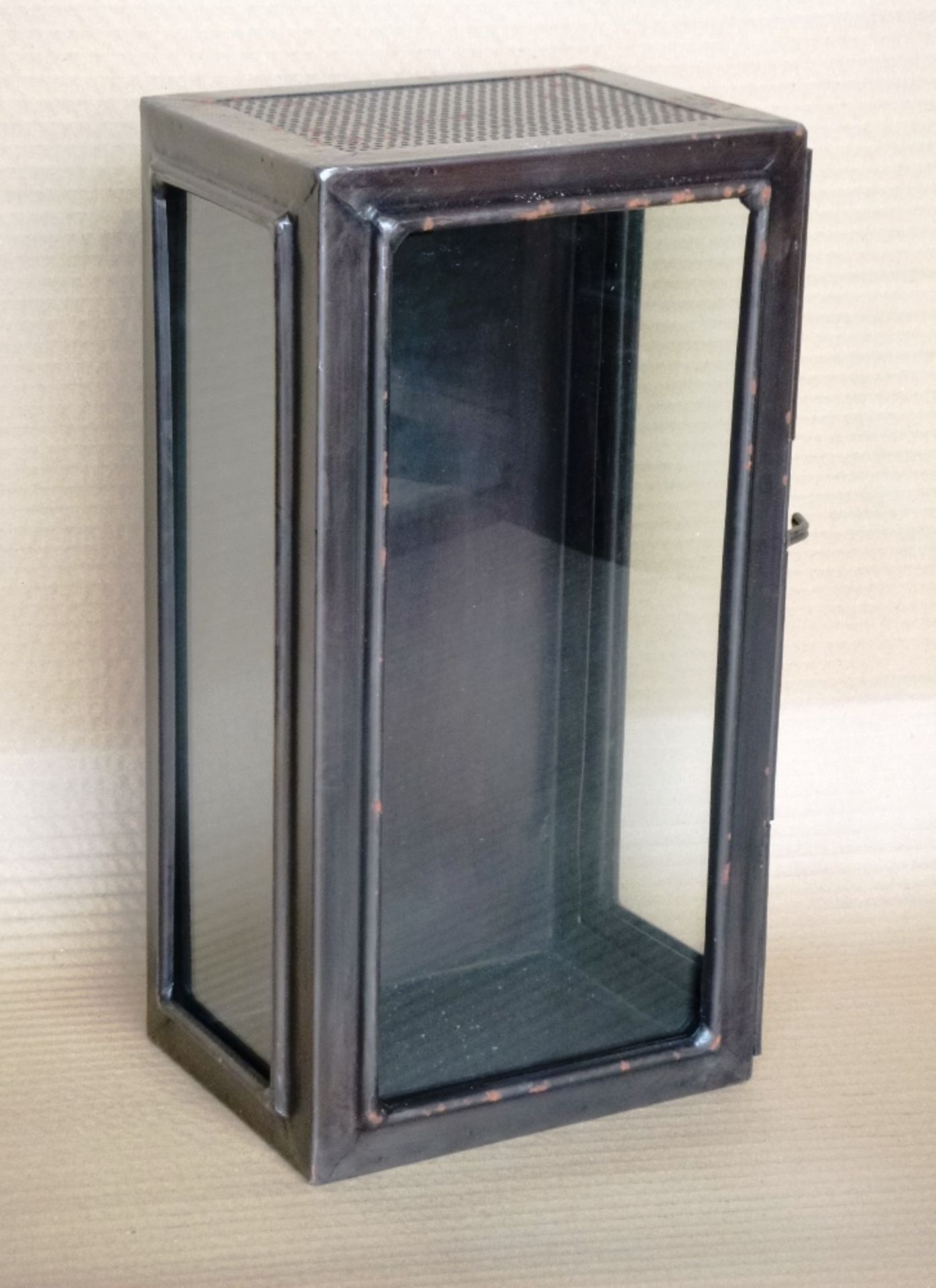 A group of four black iron hanging candle box with glass sides, 31x32x16cm.