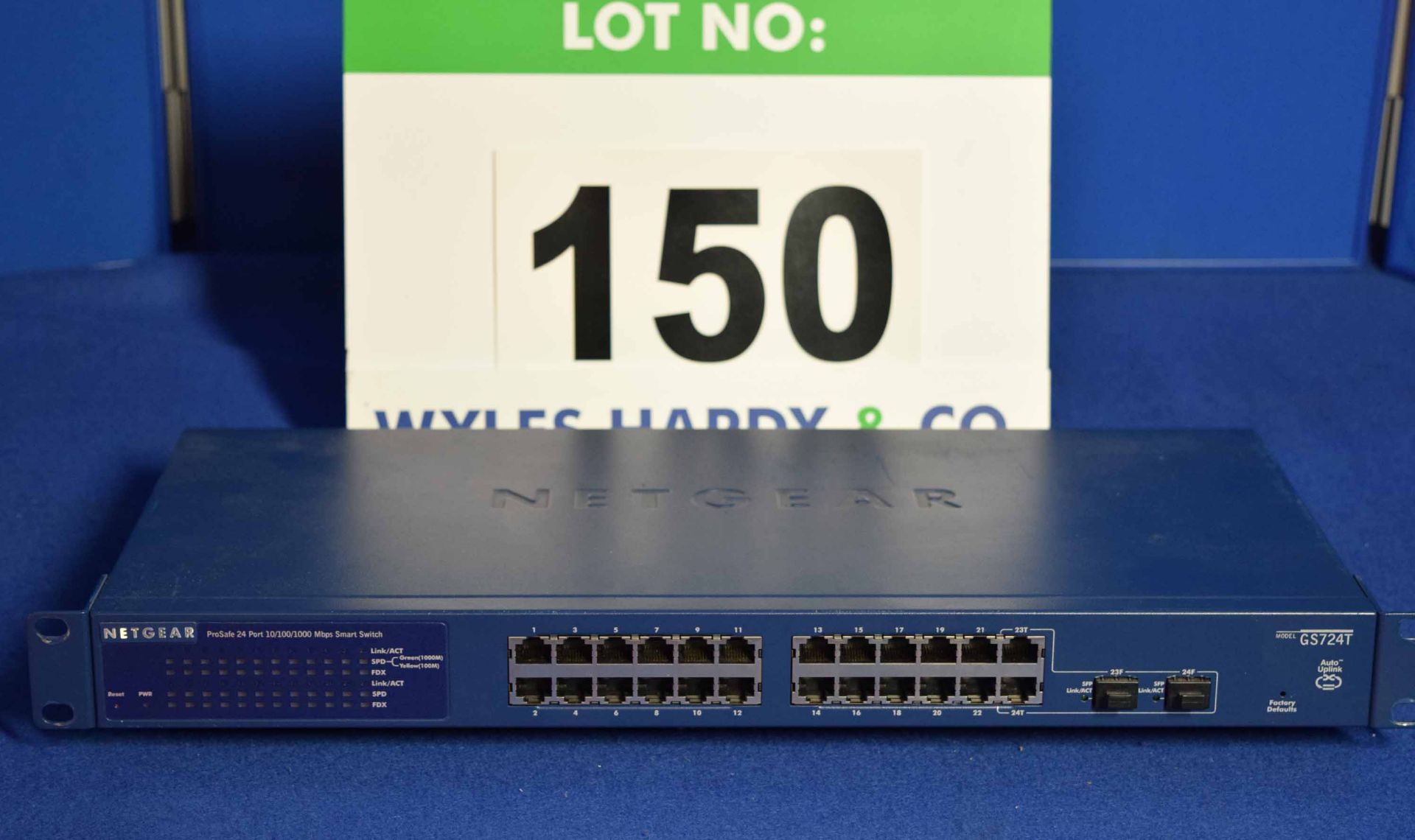 A NETGEAR Prosafe Model GS724T 24-Port Smart Switch