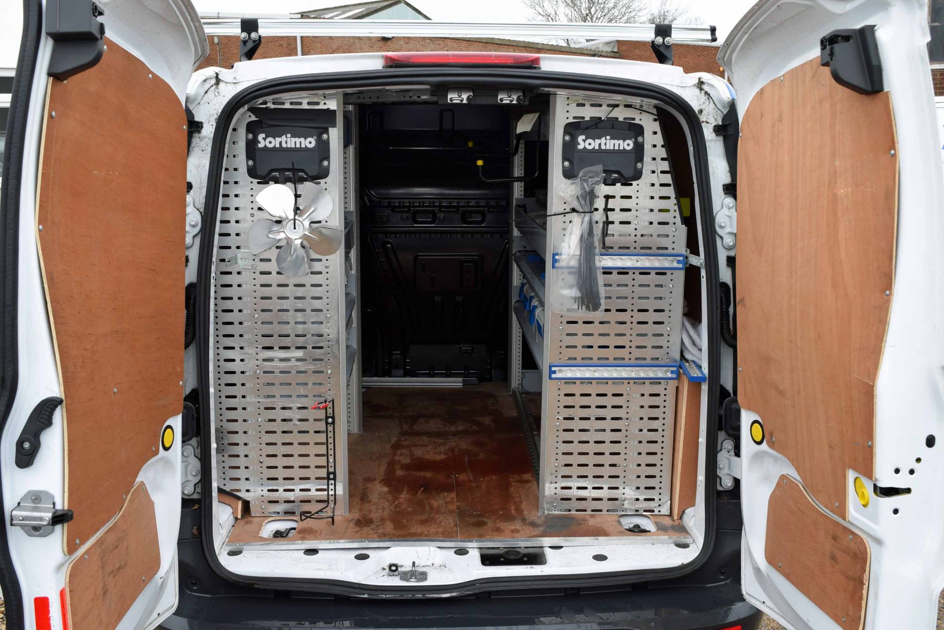 A 2015 FORD Transit Connect 200 1.6 Diesel 5-Speed Manual Panel Van, Registration No. EU65 WJE, - Image 5 of 7