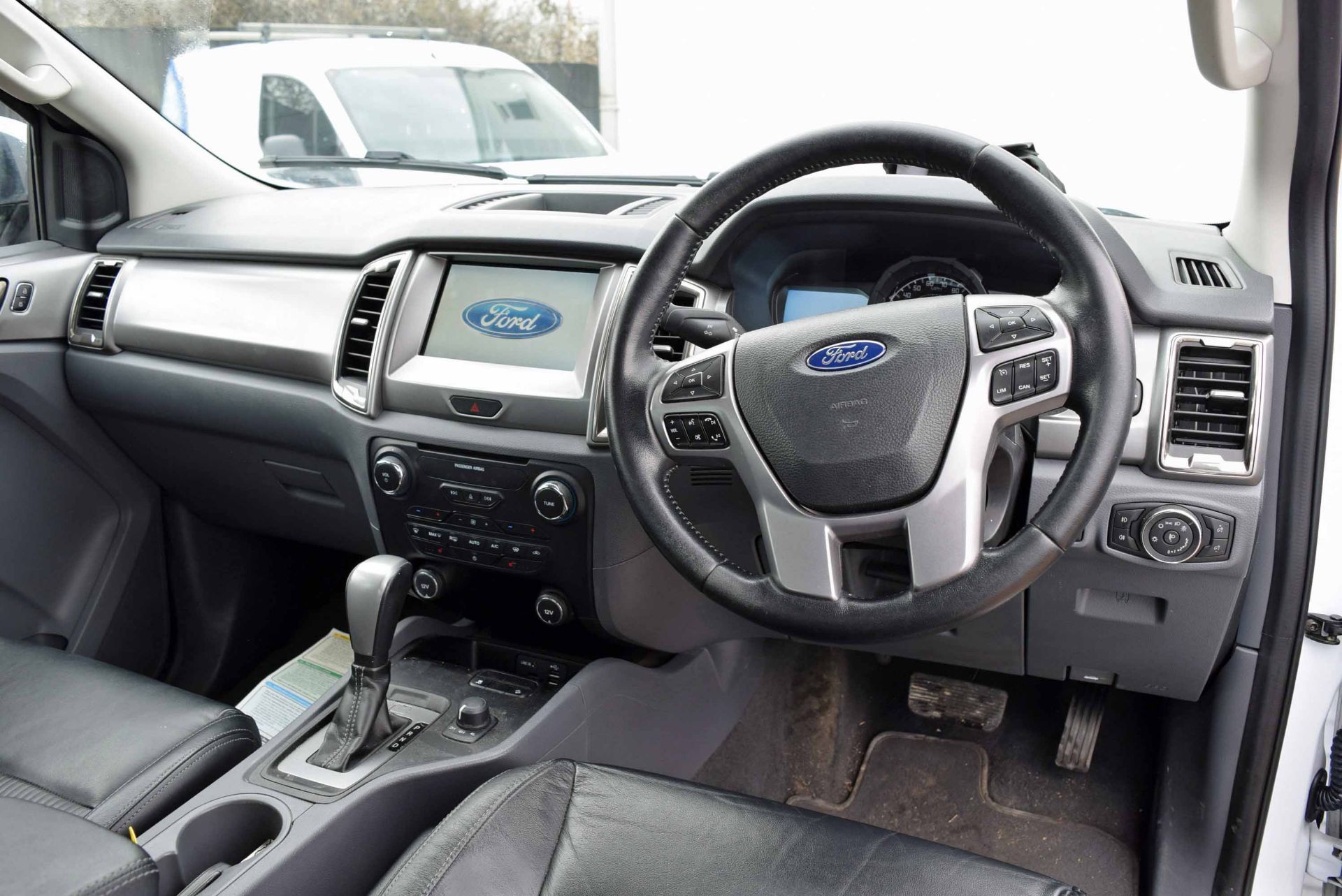A 2016 FORD Ranger Limited 4x4 2.2 TDCi Diesel 6-Speed Automatic Double Cab Pick-Up, Registration - Image 7 of 8
