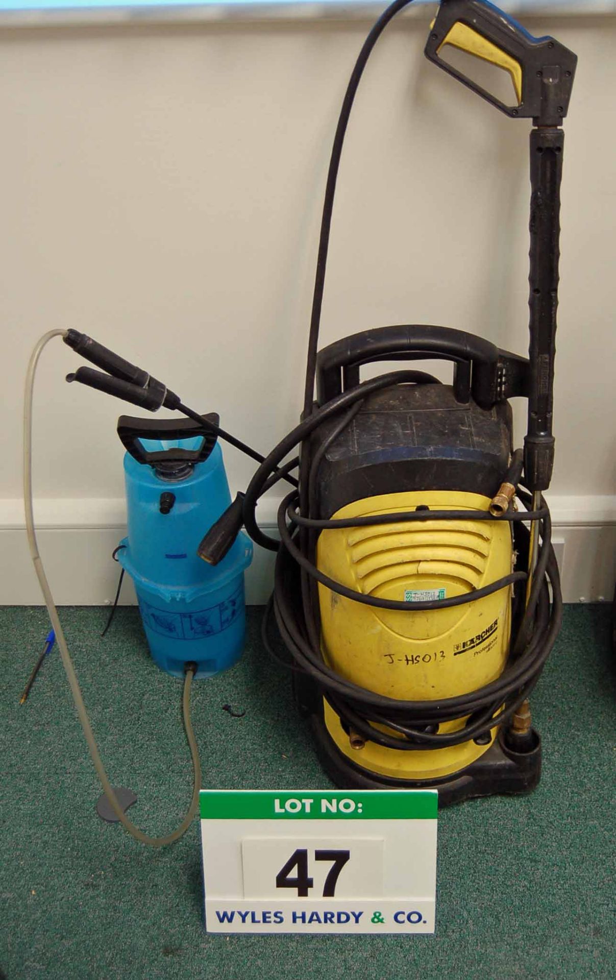 A K'ARCHER HB5-11C Heavy Duty 110V Pressure Washer with Hose, Lance and A Detergent Sprayer