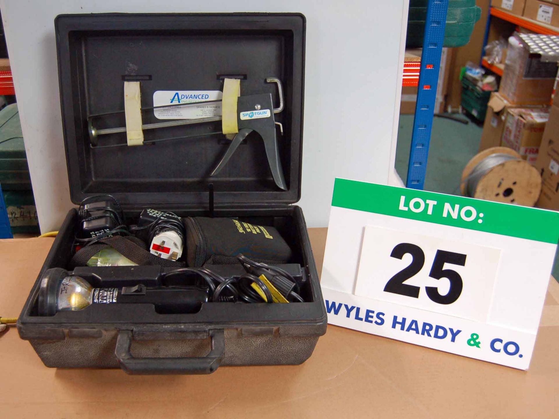 A SPECTROLINE TL10012 UV Leak Detection Kit