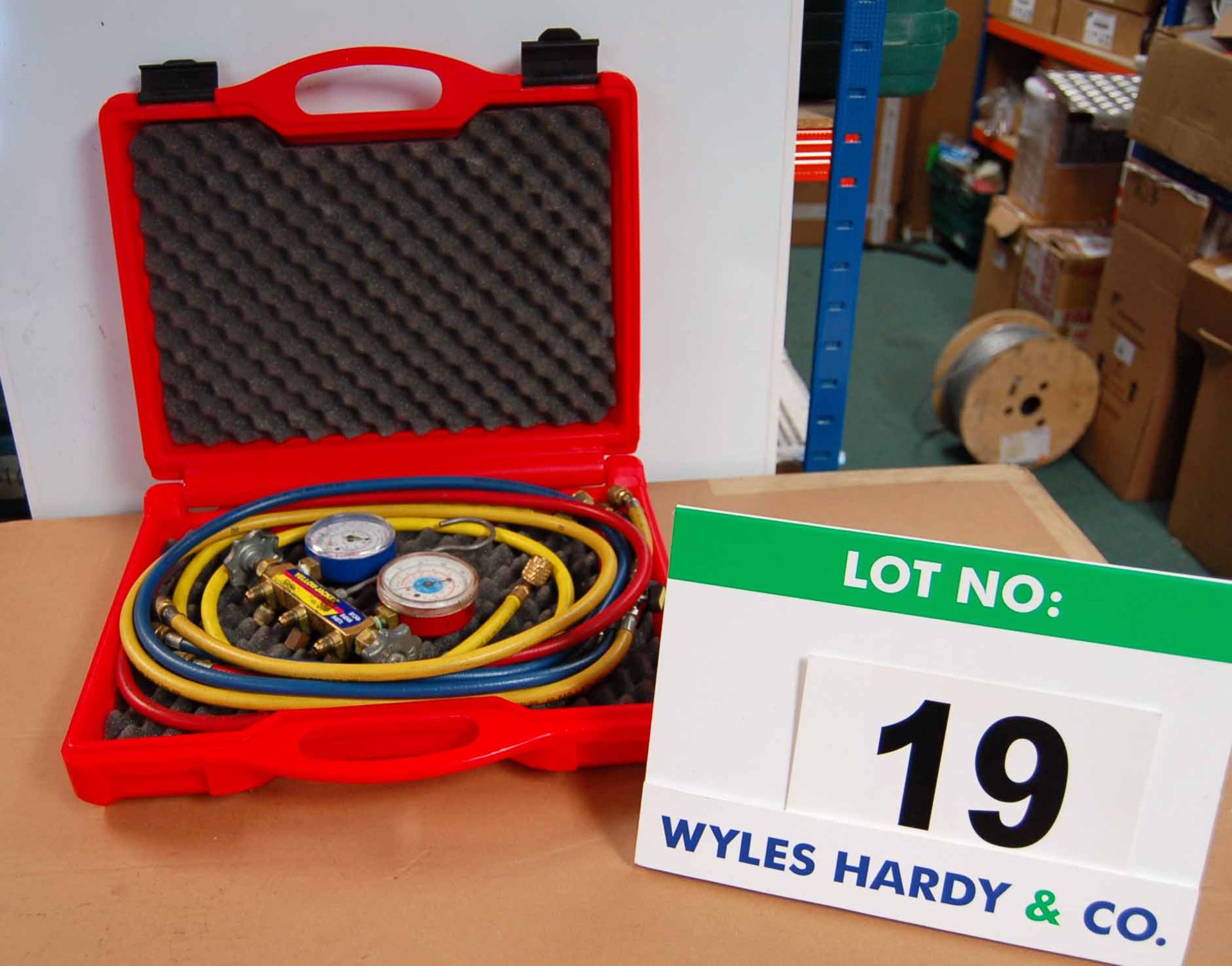 A YELLOW JACKET 4-Valve Manifold Test Kit (As Photographed)