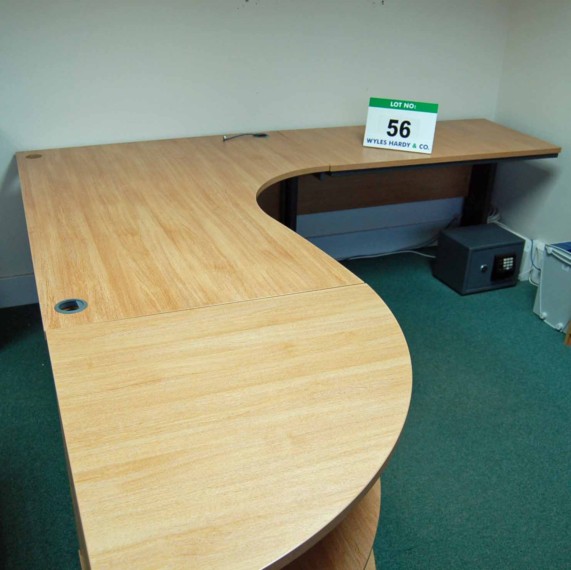 A Limed Oak Effect Executive Ergonomic Workstation with 1600mm x 1200mm Desk, 800mm x 800mm