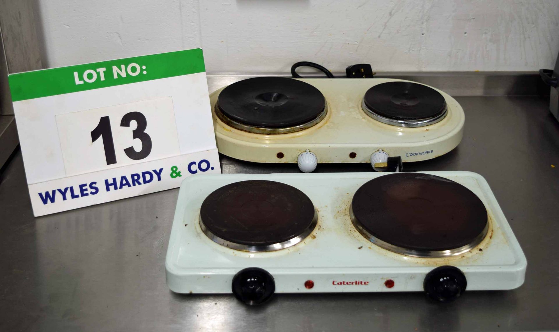 A CATERLITE Benchtop Twin Electric Hot Plate and a COOKWORKS Benchtop Twin Electric Hotplate