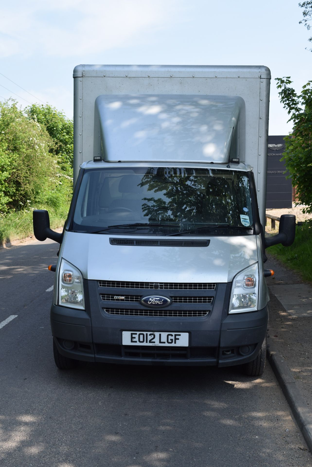 2012 FORD Transit 125 T350 2.2L Diesel Box Van. 6-Speed Manual, Air Deflector, RATCLIFFE PALFINGER - Image 3 of 3