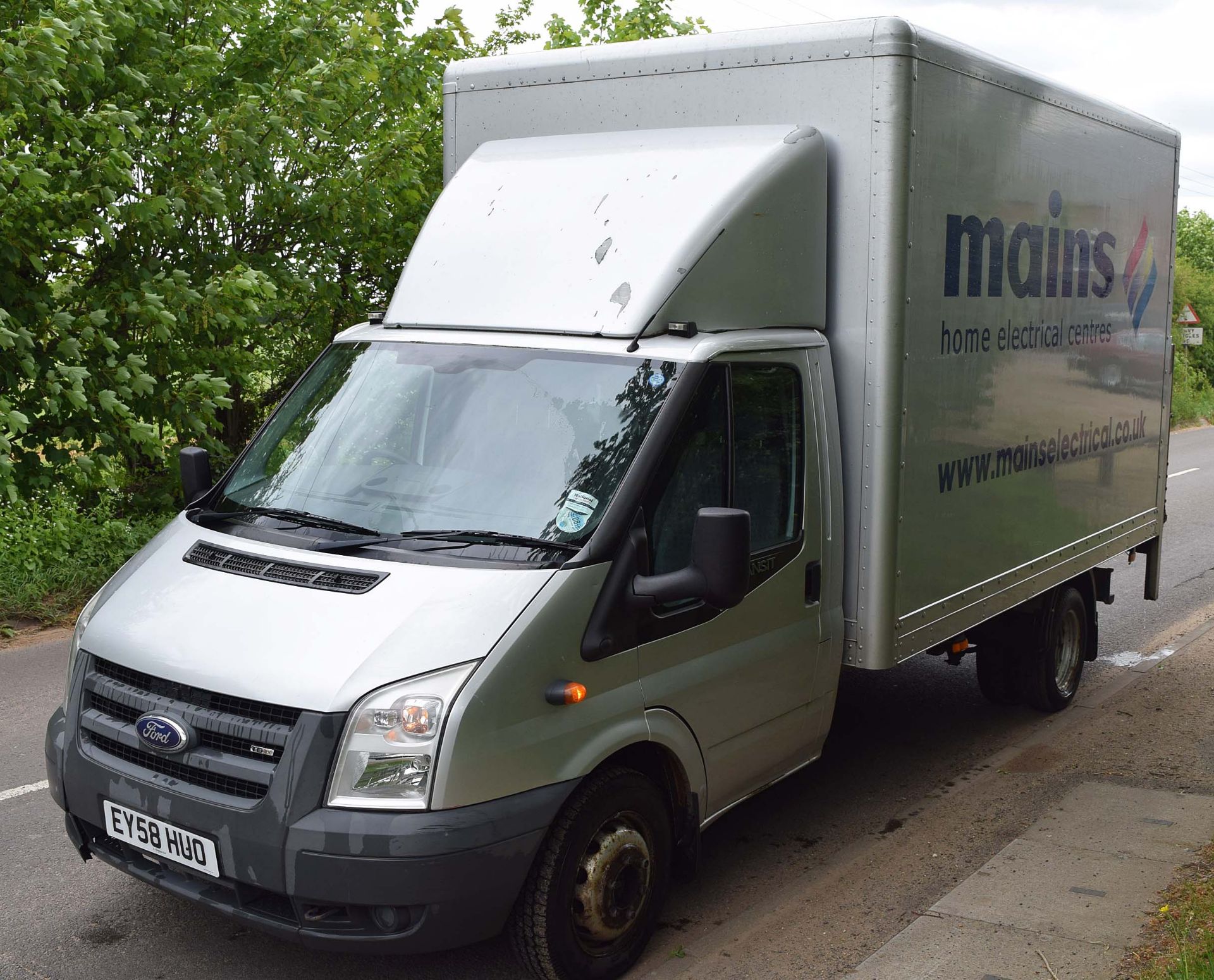 2008 FORD Transit 115 T350L 2.4L Diesel Box Van. 6-Speed Manual, Air Deflector, RATCLIFFE PALFINGER - Image 2 of 7