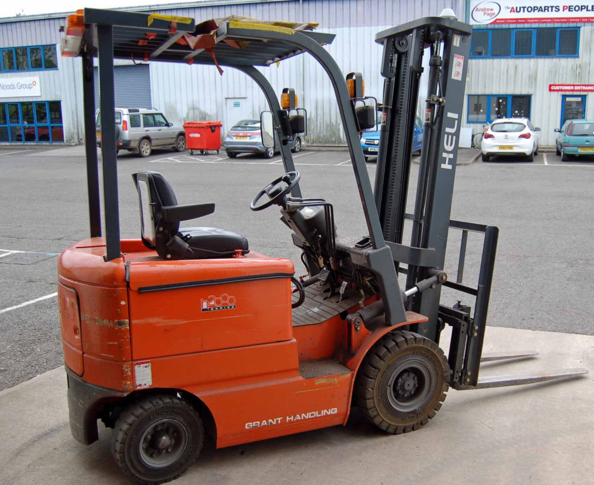 A HELI HFB18 4-Wheel Ride-On Battery Electric Forklift Truck, Serial No. D6432 (2008), 1800Kg