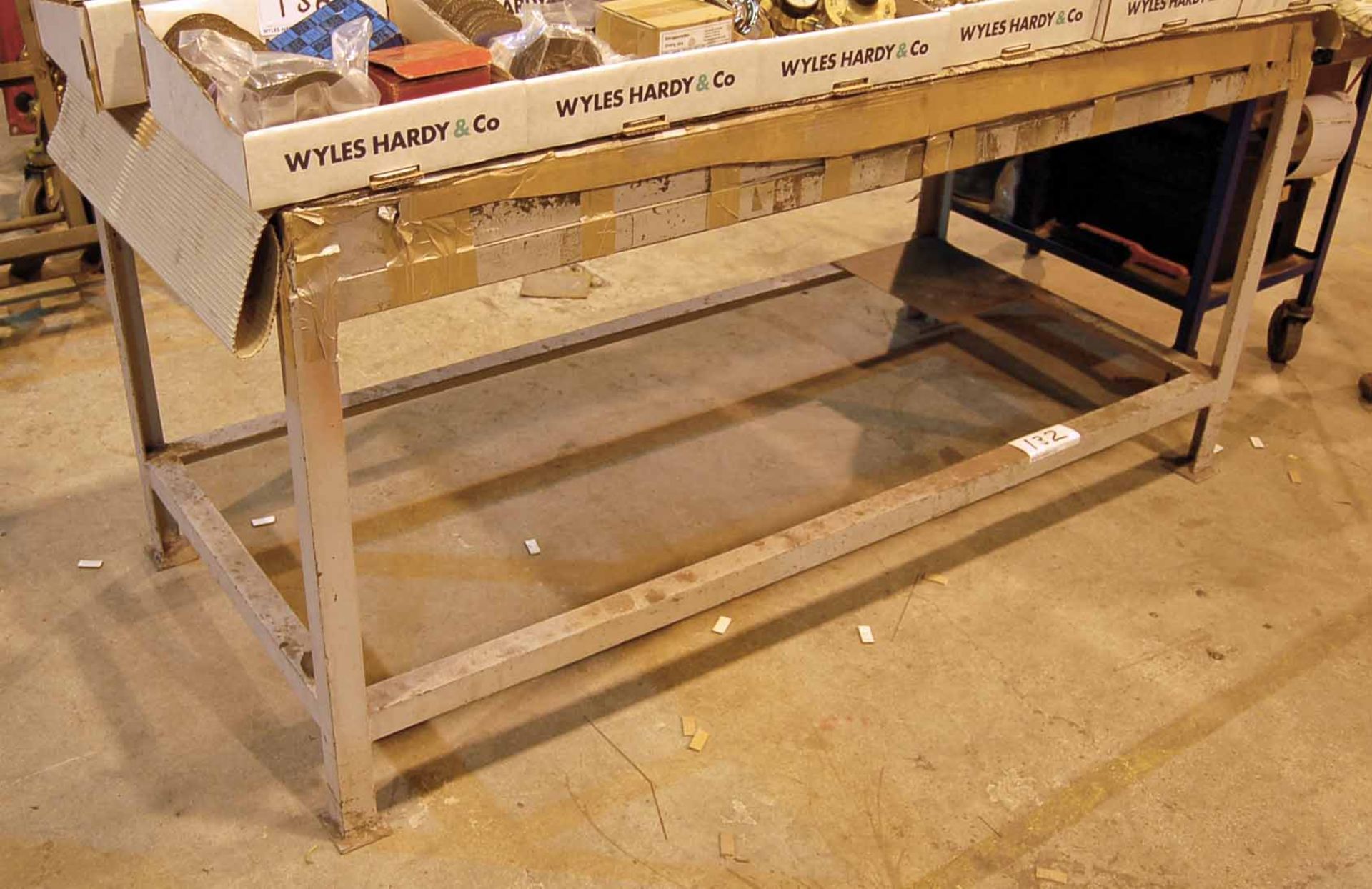 Three Welded Steel Workbenches with One Record No 25 Engineers Vice - Image 3 of 3