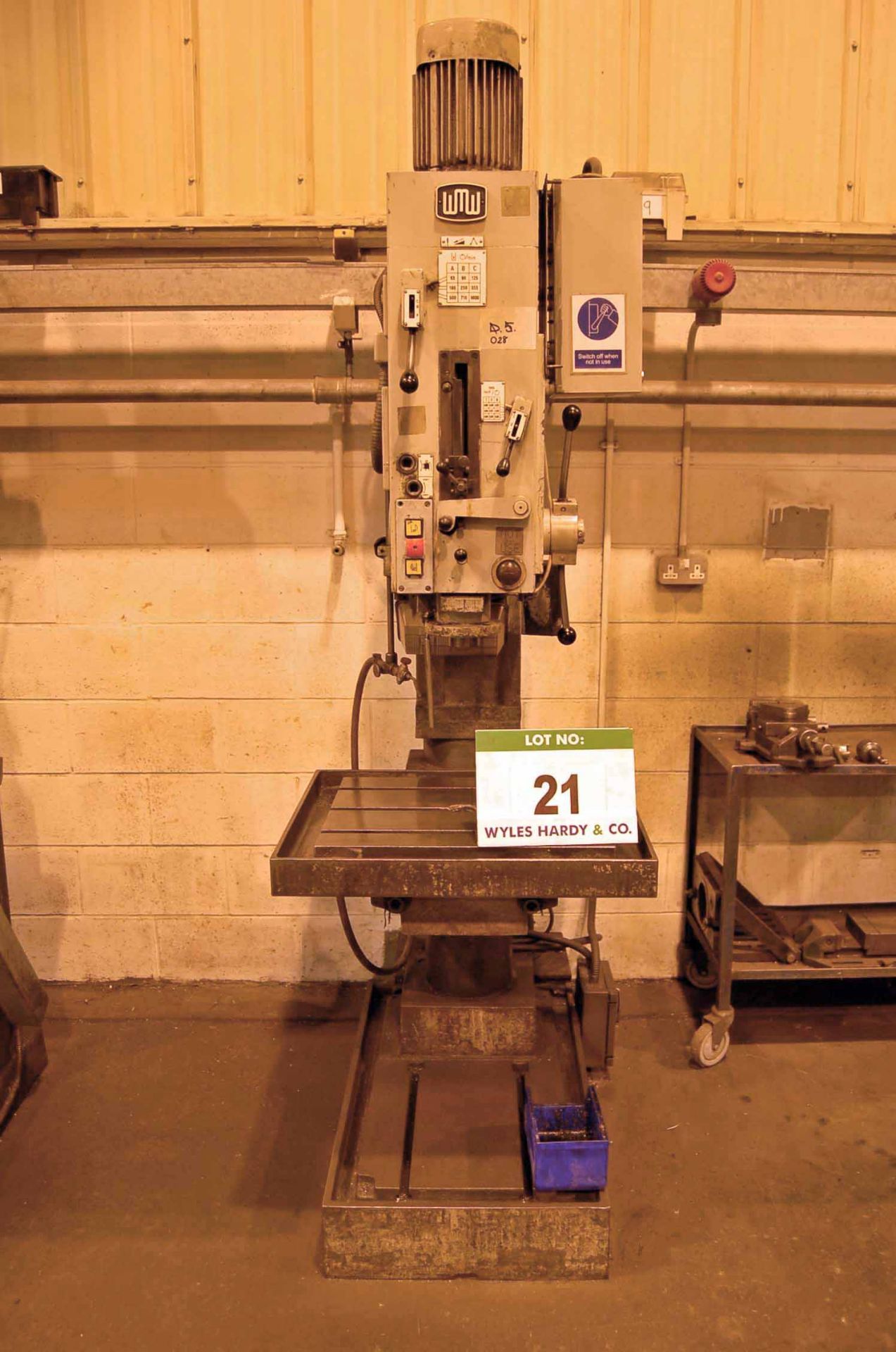 A VEB WM STET FRITZ HECKERT Single Spindle Pillar Drilling Machine, Serial No. 16719, with 560mm x