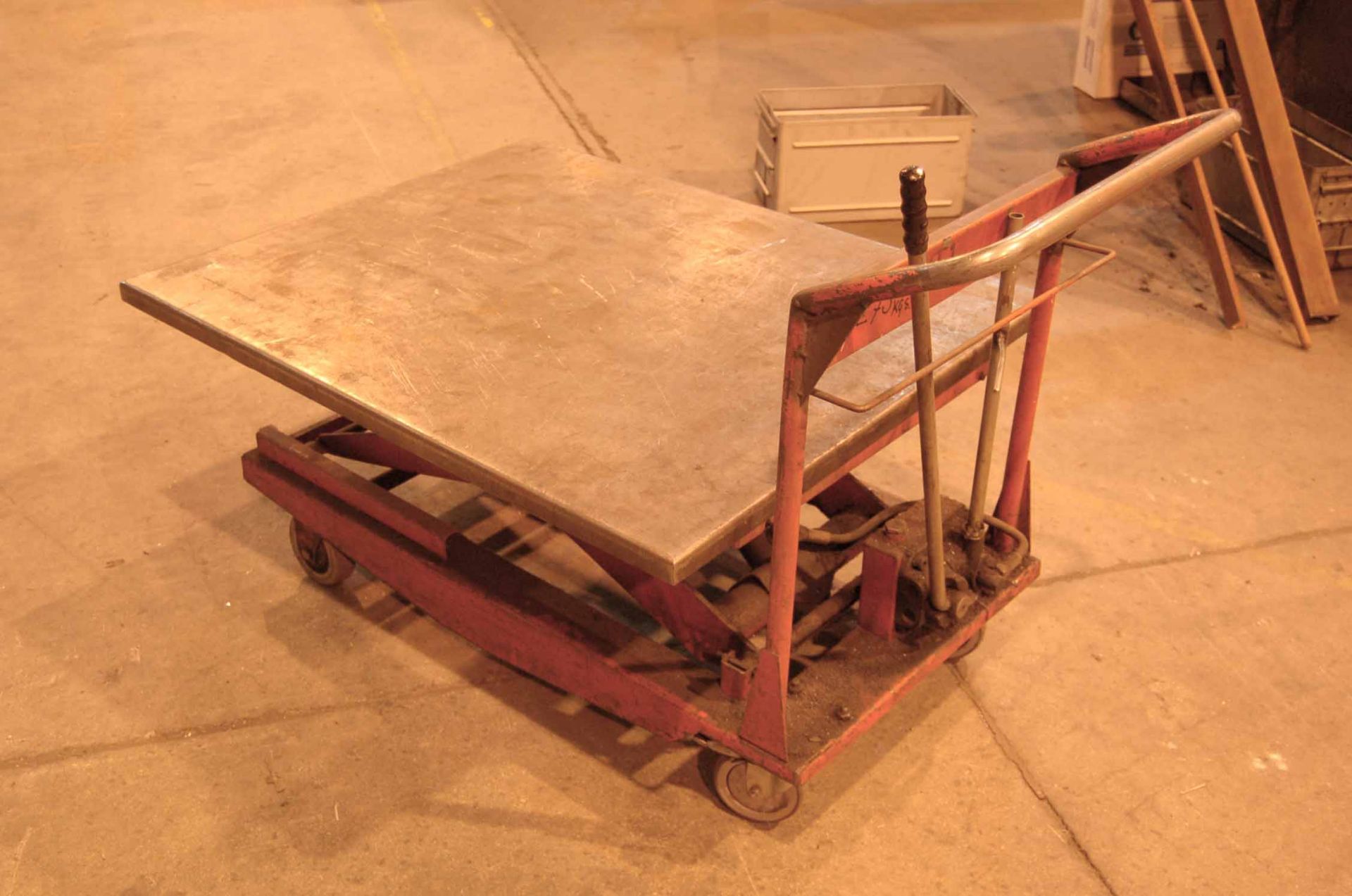 A Welded Steel Scissorlift Trolley with Hand Operated Pump (As Photographed)