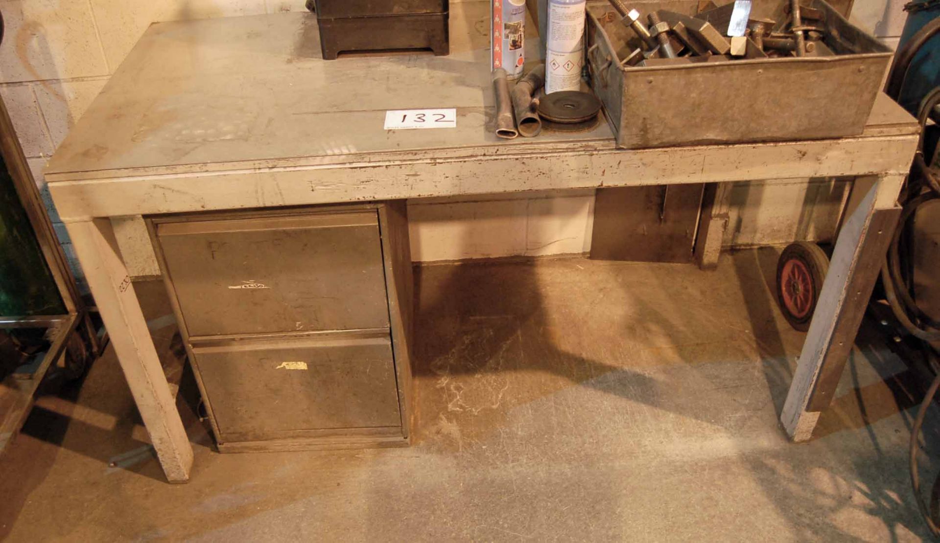 Three Welded Steel Workbenches with One Record No 25 Engineers Vice - Image 2 of 3