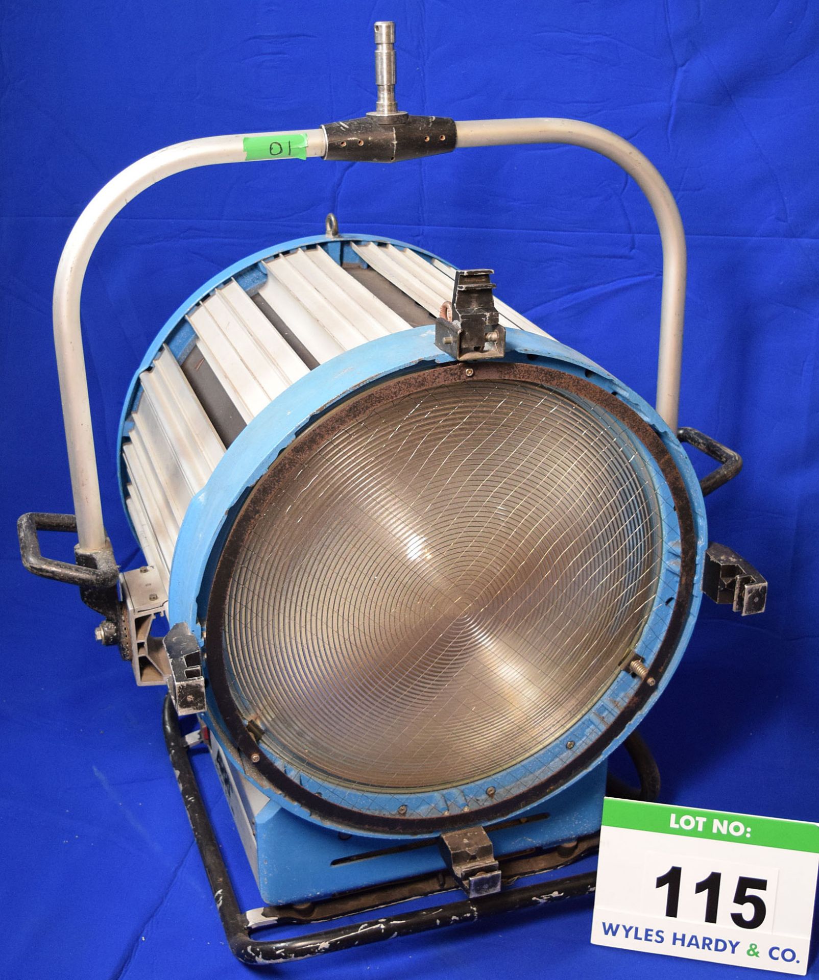 An ARRI Daylight 18/12 Plus 18000/12000W Light with fitted Stirrup Mount. Recorded Hours: 951