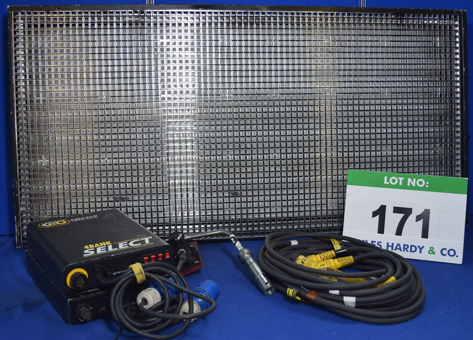 A KINO FLO LIGHTING SYSTEMS Flathead 80 Lighting Kit including Model CFX-4808 Flathead 80 8-Lamp