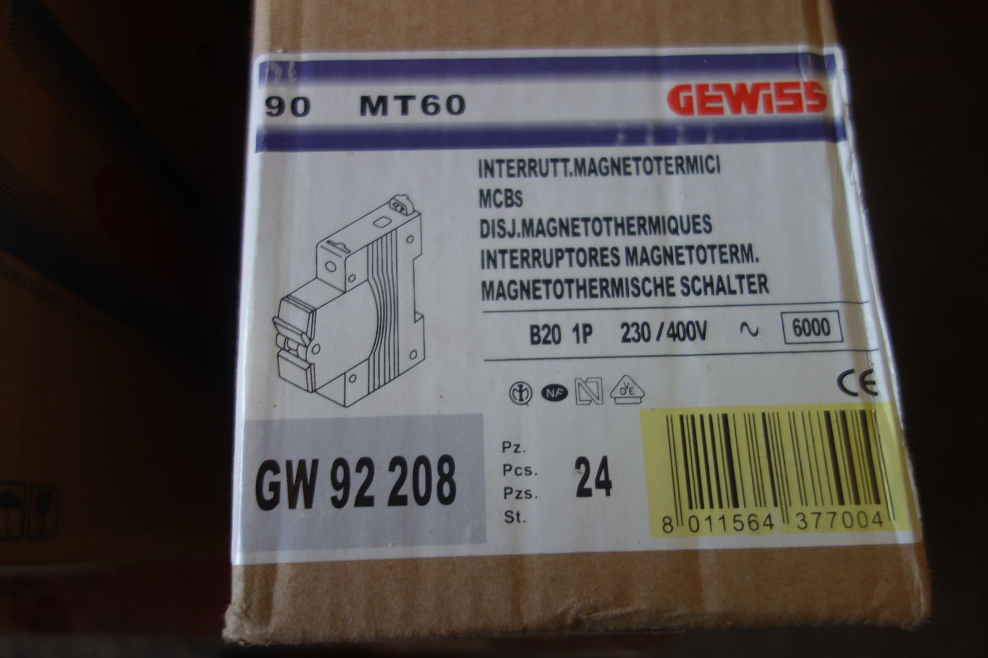 144 X GEWISS MT60 GW-12-208 1P B20 MCBS