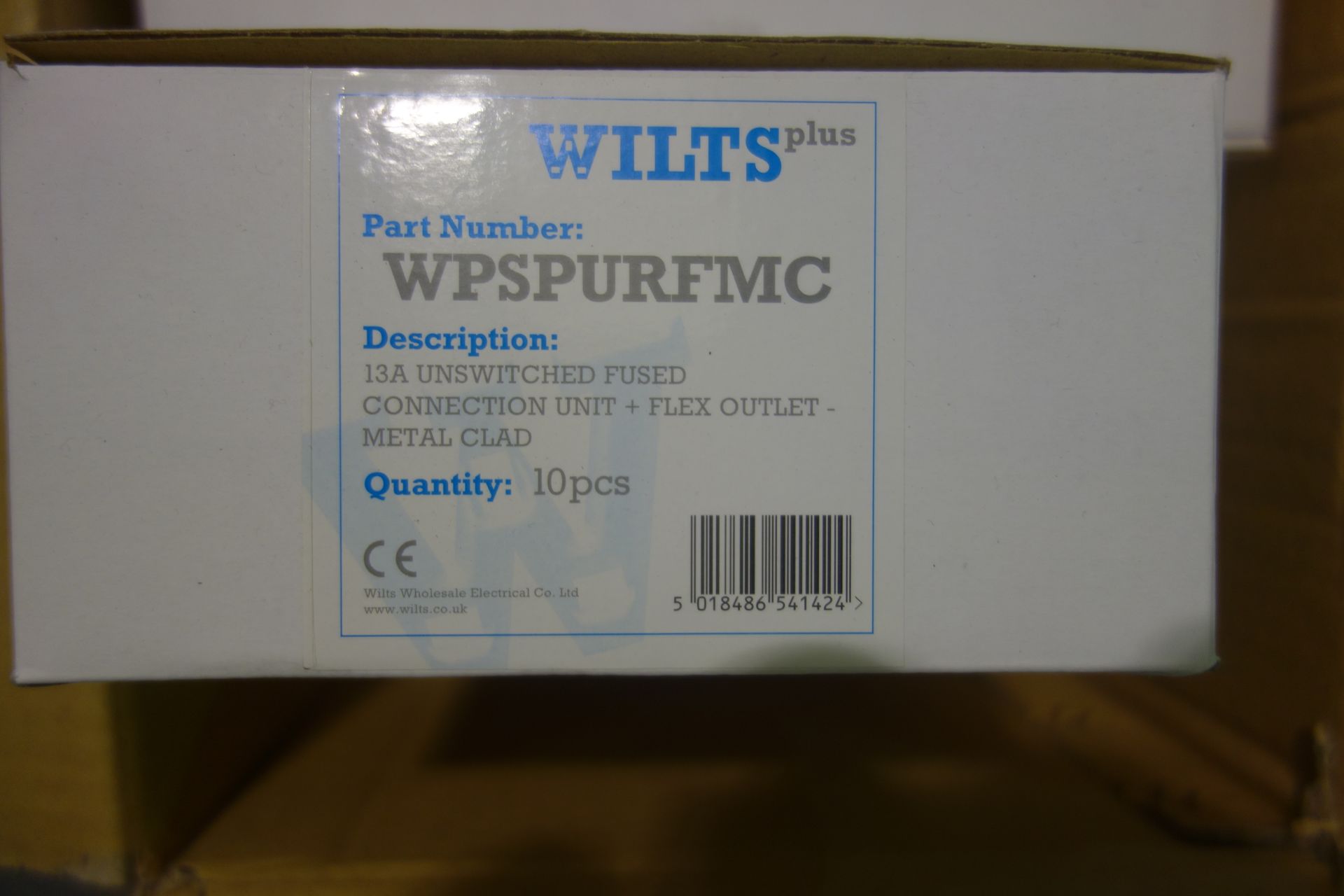 90 X Wilts WPSPURFMC 13A Unswitched Fused Connection Unit + Flex Outlet Metal Clad