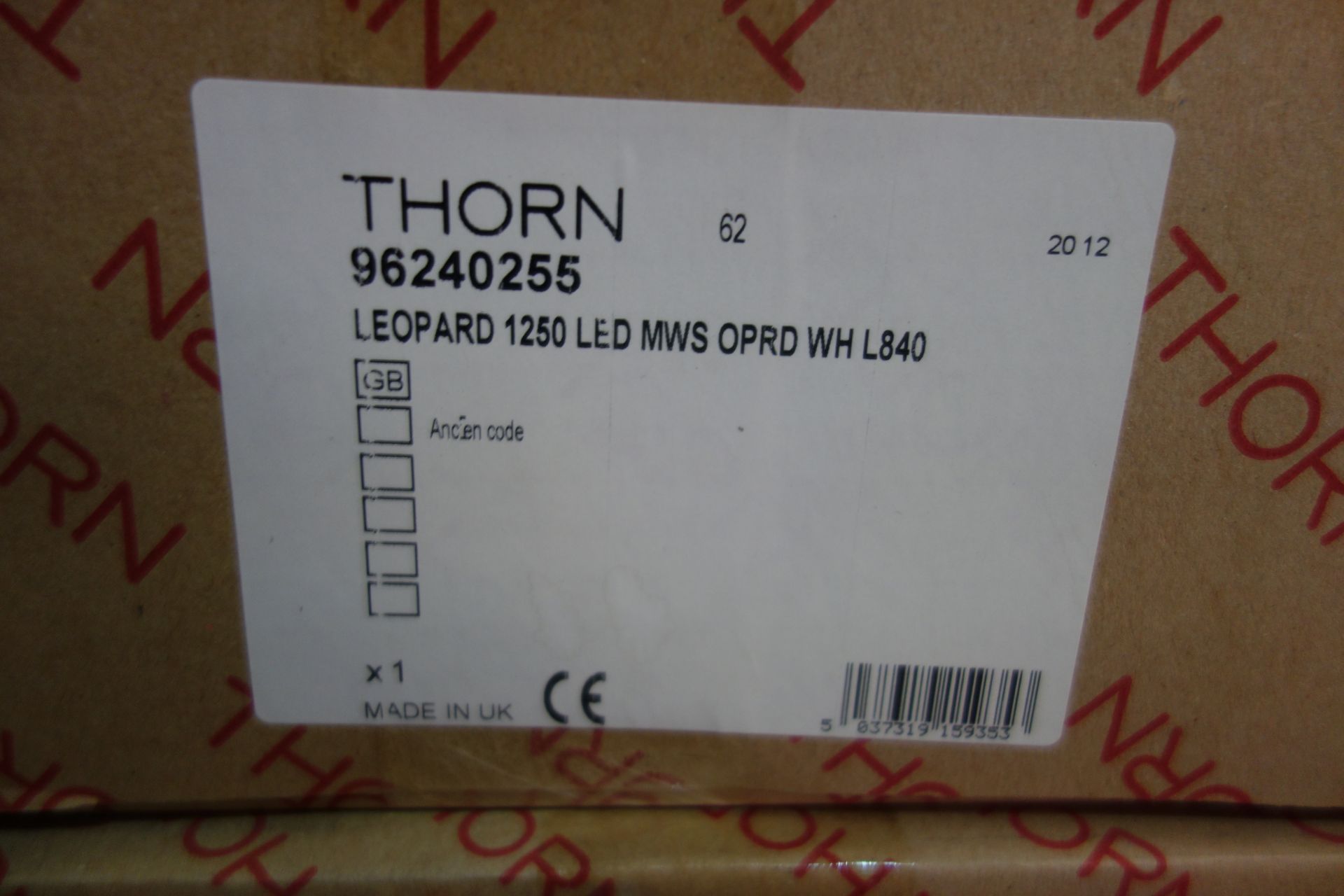 2 X Thorn 96240255 Lepard 120led Light Fittings 1X Thorn 96240257 1250 LED Light Fittings + 3 X Time