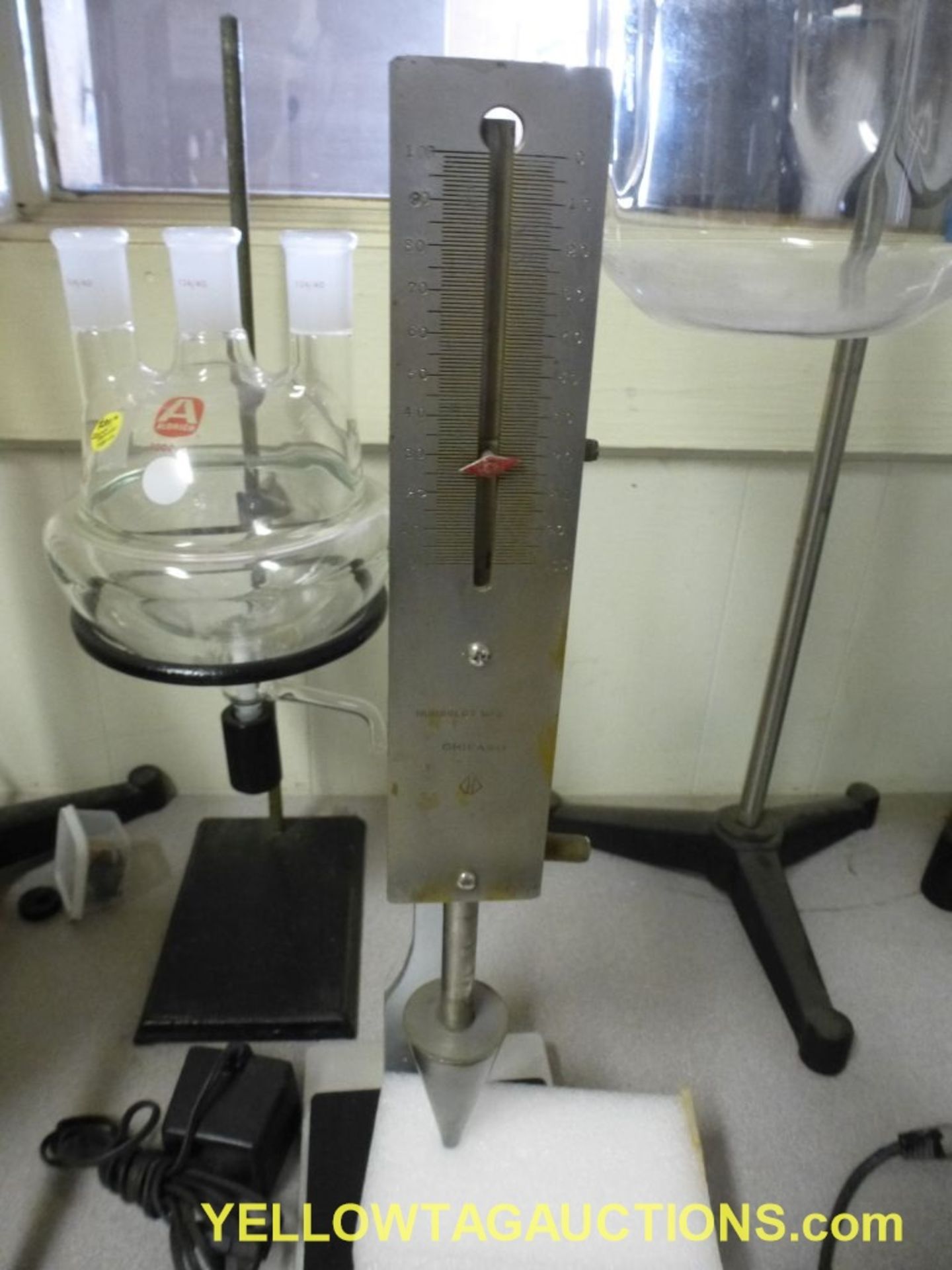 Lot of Assorted Lab Equipment|Includes: Spectrophotometer, Lab GlasswareLocation: Charlotte, NC - Bild 5 aus 11