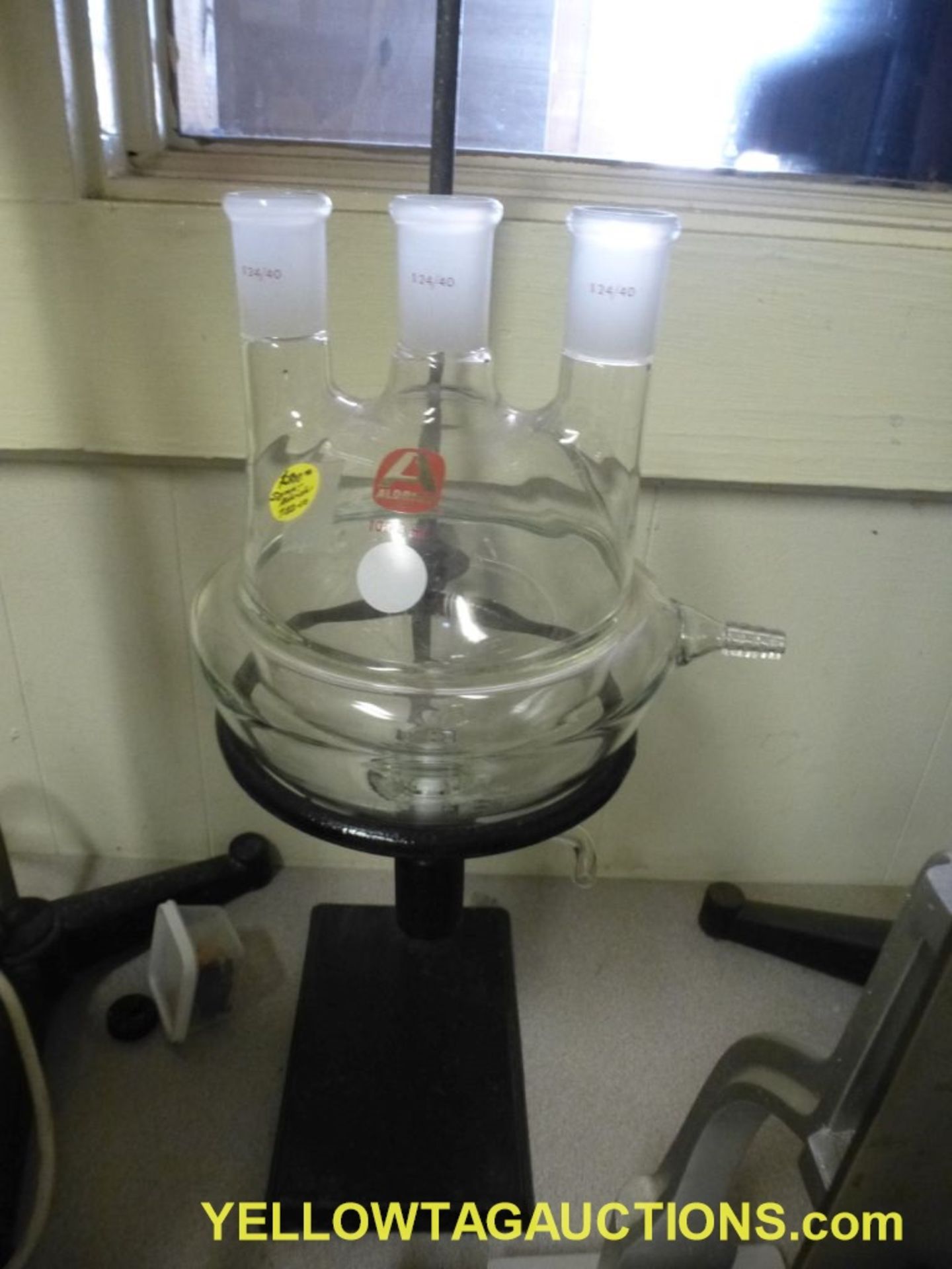 Lot of Assorted Lab Equipment|Includes: Spectrophotometer, Lab GlasswareLocation: Charlotte, NC - Bild 4 aus 11