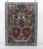 BLEIGLASFENSTER, polychrom getöntes Glas mit Wappenzier des Schuhmacher- und Gerberhandwerks, 46 x