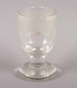 WASSERGLAS, dickwandiges, graustichiges Glas, beschliffen, Goldstaffage ber., H 12,5, ENGLAND, A.