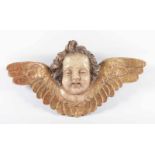 CHERUBIM, Holz, geschnitzt und polychrom gefasst, L 33, DEUTSCH, 20.Jh. 22.00 % buyer's premium on