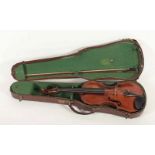 VIOLINE, mit Bogen, L 60, besch., in Kasten, wohl DEUTSCH, um 1900 22.00 % buyer's premium on the