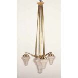 ART DECO-DECKENLAMPE, Messing/Bronze, vierflammig, Schirme aus satiniertem Glas, H 110,