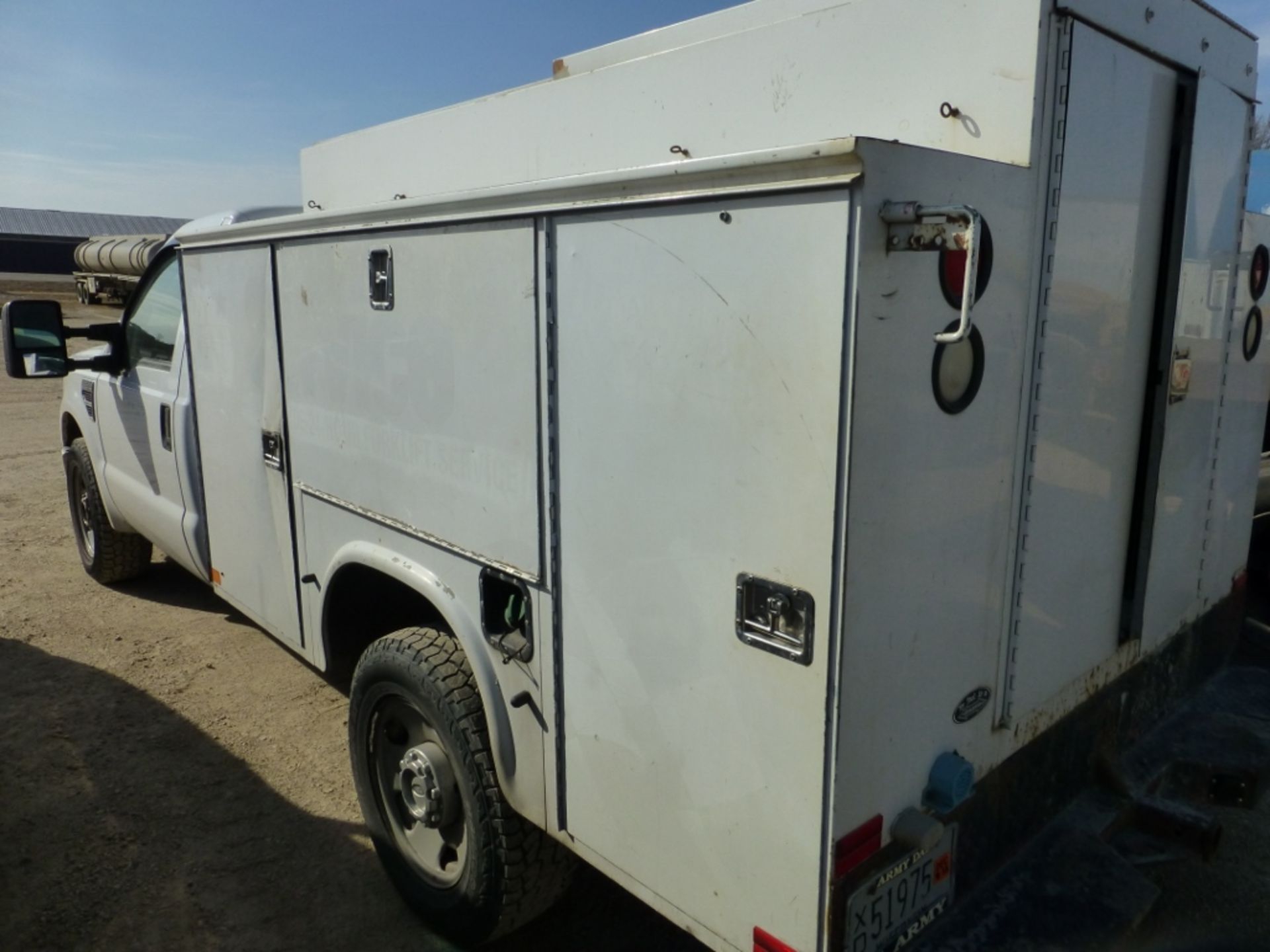 2008 Ford F-350 XL Super Duty - Image 11 of 13