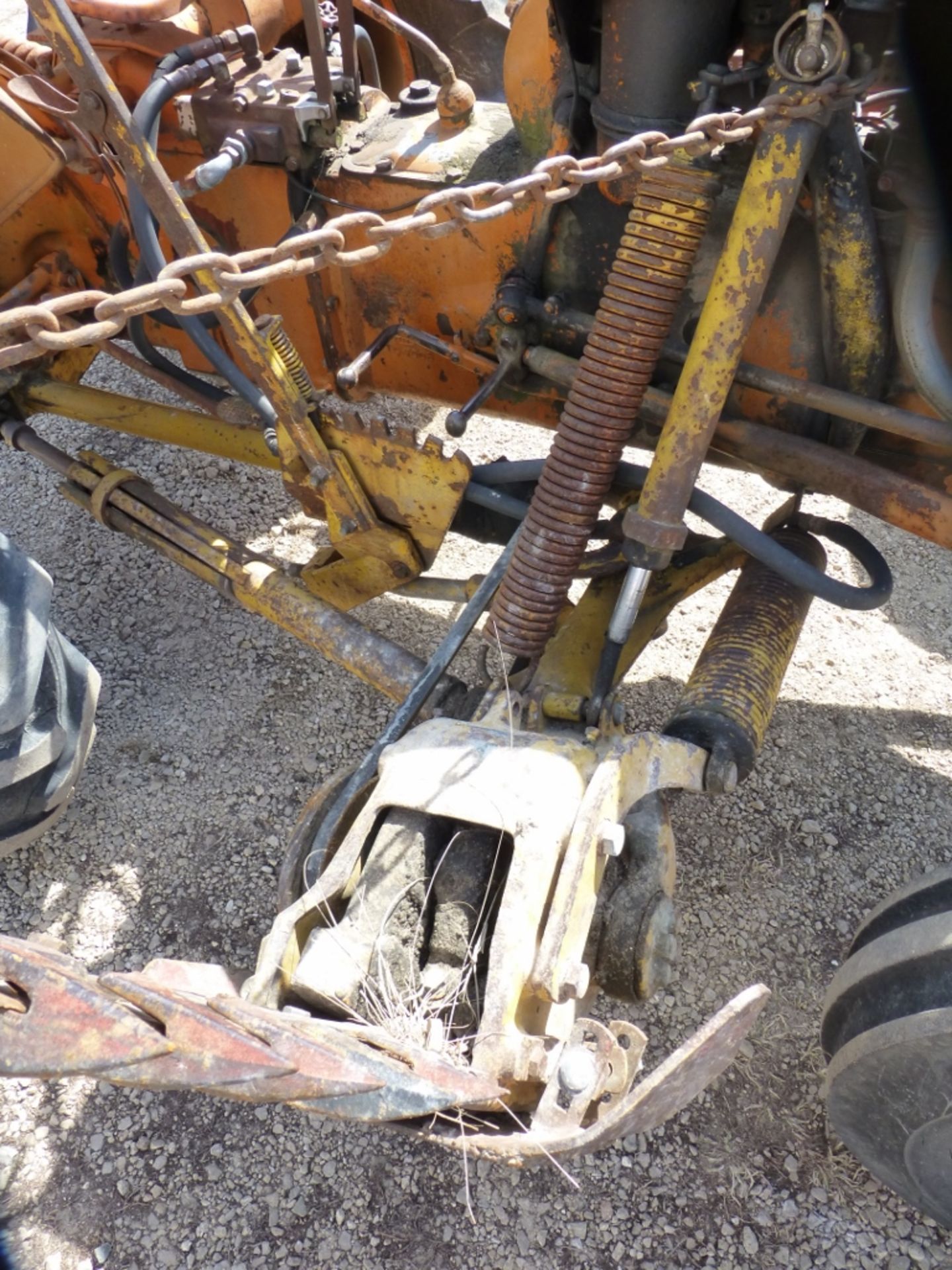 Ferguson Utility tractor, 1950 model. 4cyl. Gas engine, w/ 5' sickle mower. Se: T055122 - Image 4 of 11