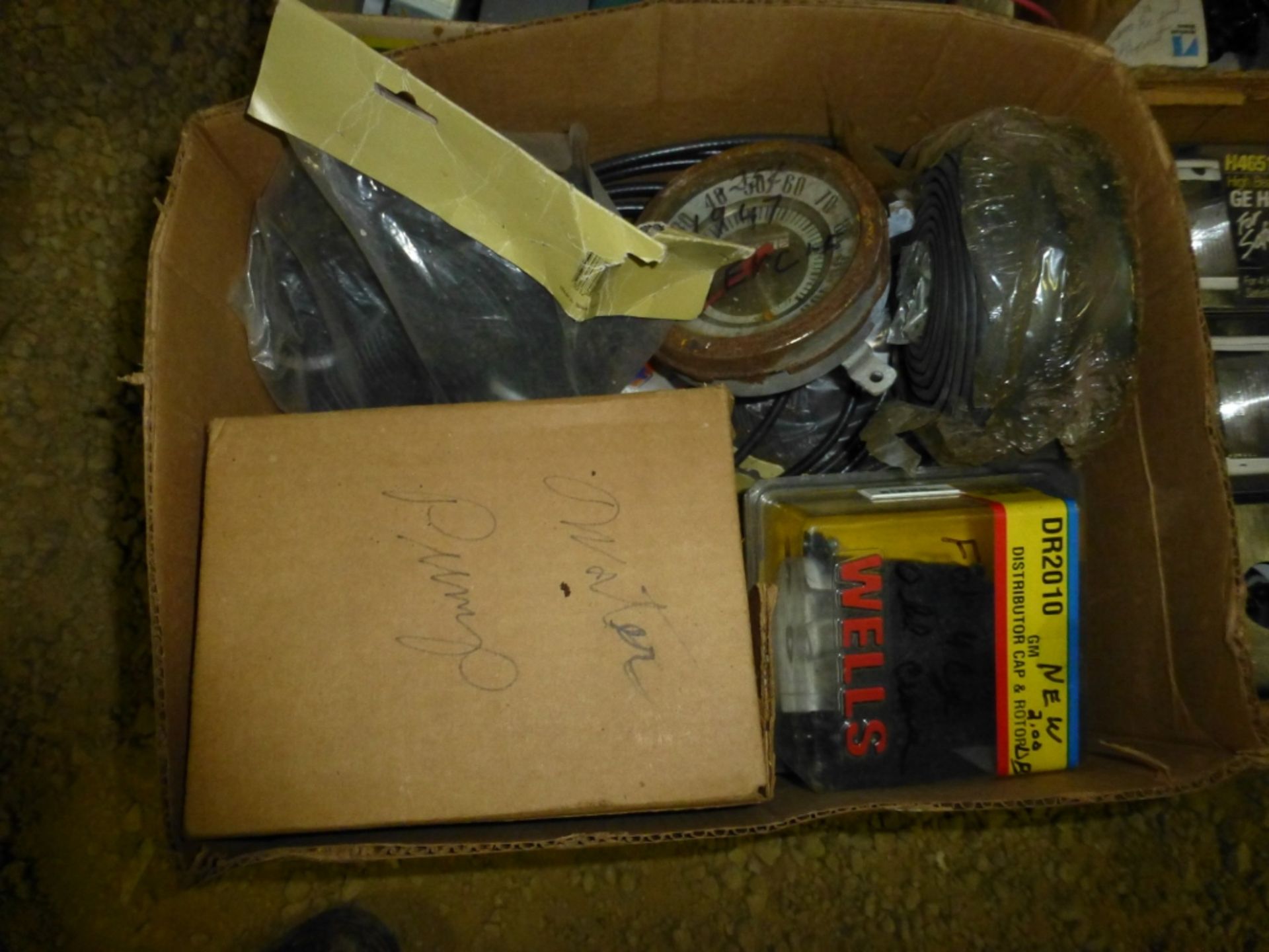 Pallet w/head lights, carb kit, misc parts - Image 4 of 4