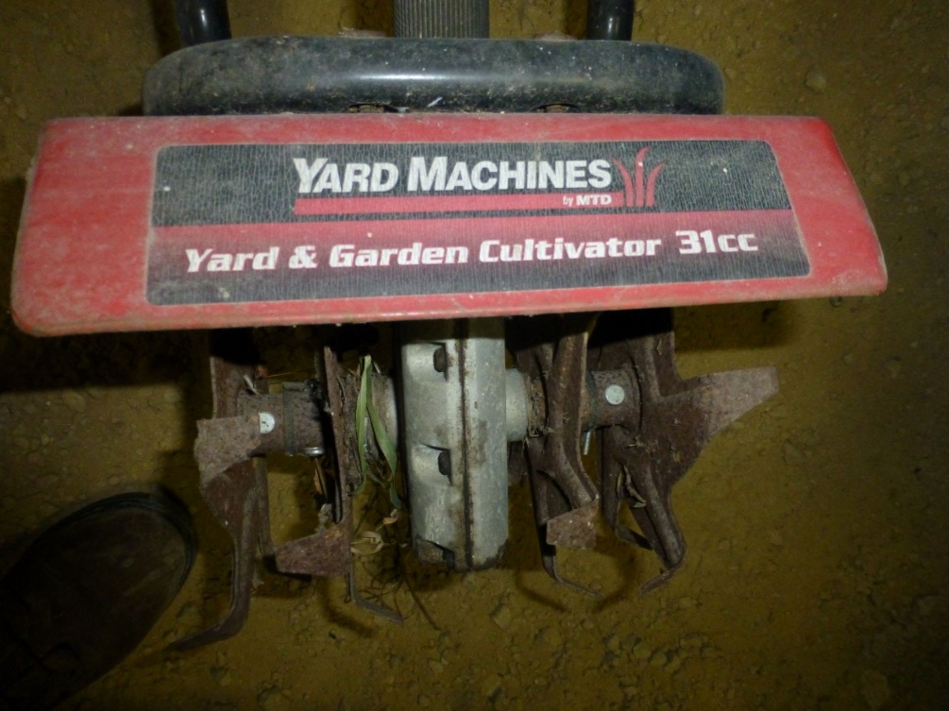 Yard Machine 33cc tiller - Image 2 of 4