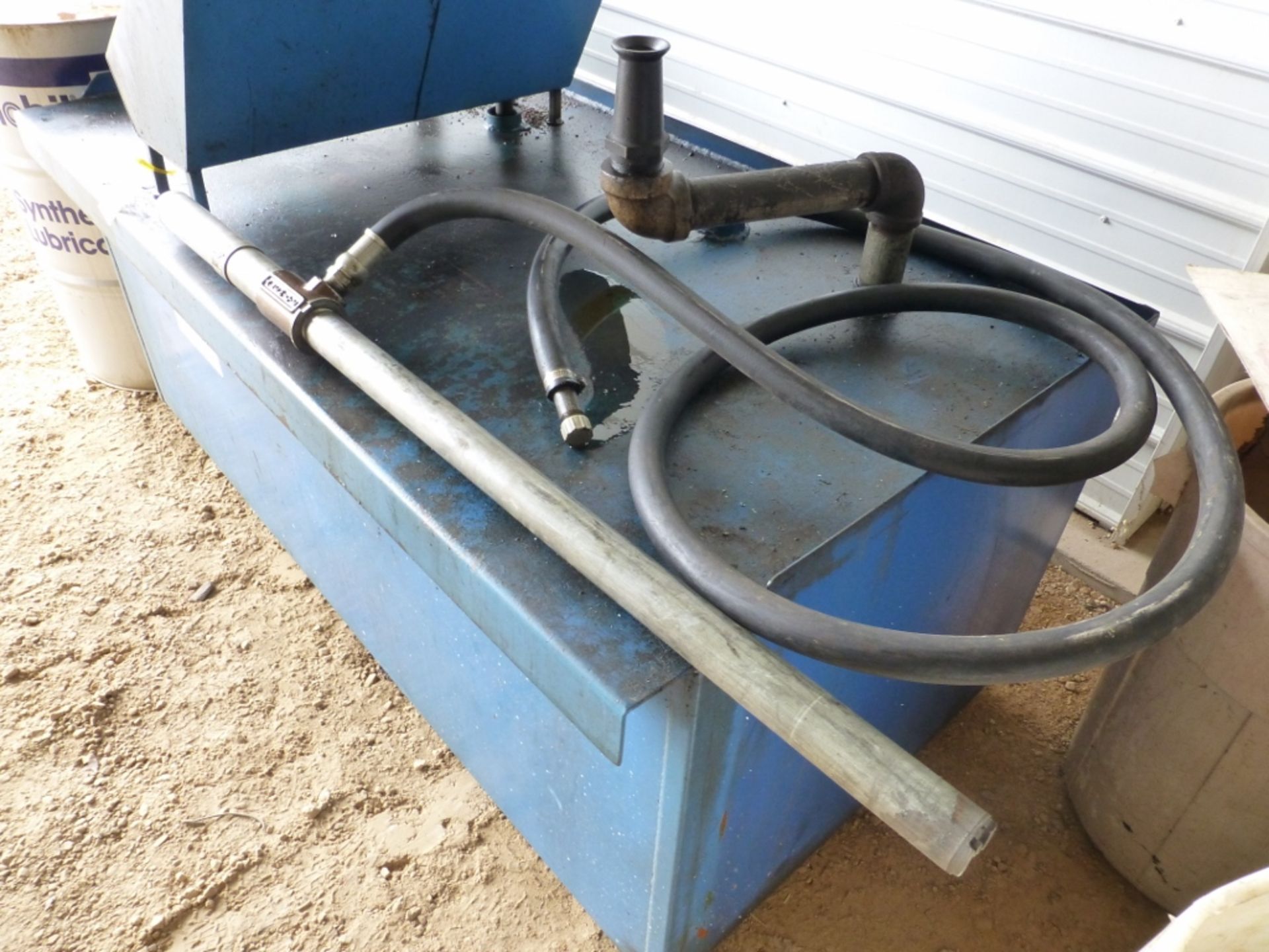 Used oil storage container with barrels - Image 4 of 4