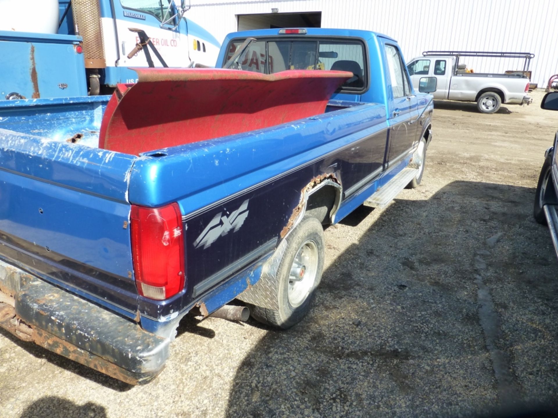 1994 Ford F-150 XLT, reg. cab, 4x4 w/ snowplow. 178,564 unverified miles. Vin: 1FTEF14N7RLB41031 - Image 14 of 18