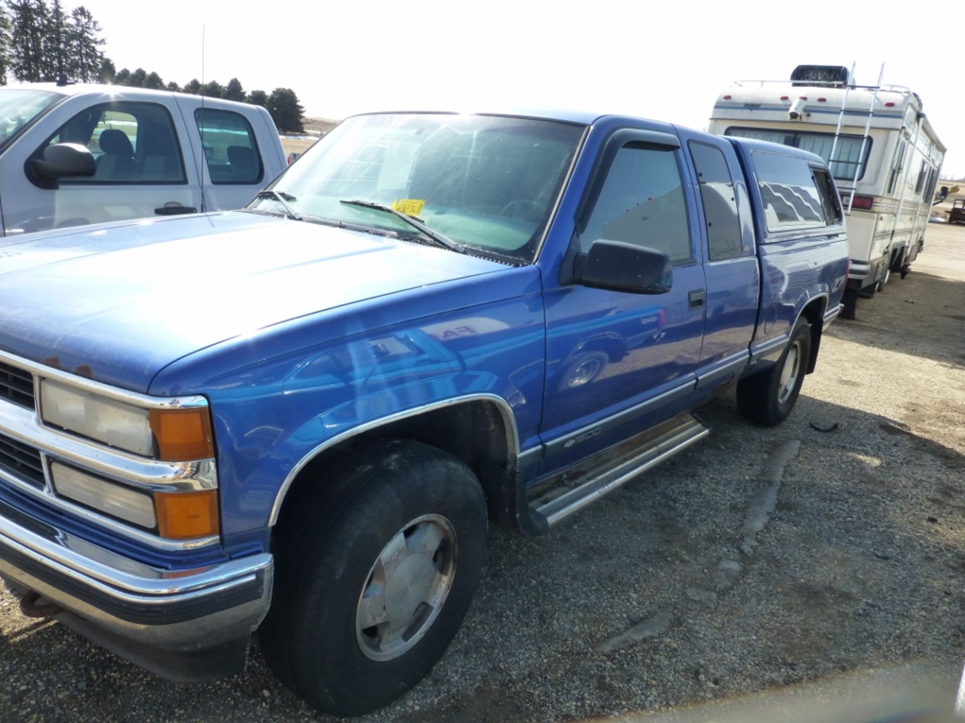 1997 Chevy Silverado 1500, ext. cab. Automatic trans, 4x4. 242,287unverified miles. Vin: