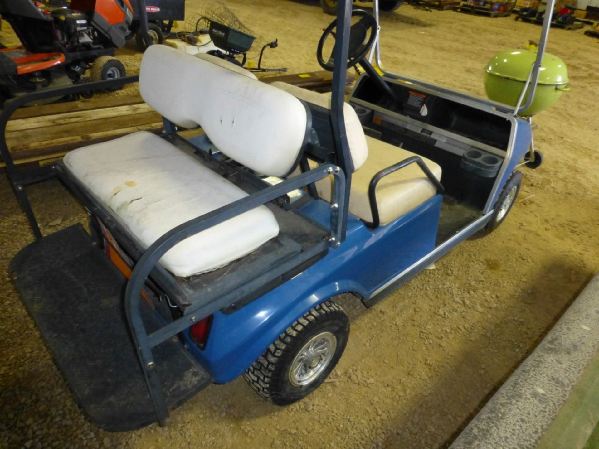 Cub Car gas golf cart, doesn't currently start - Image 4 of 6