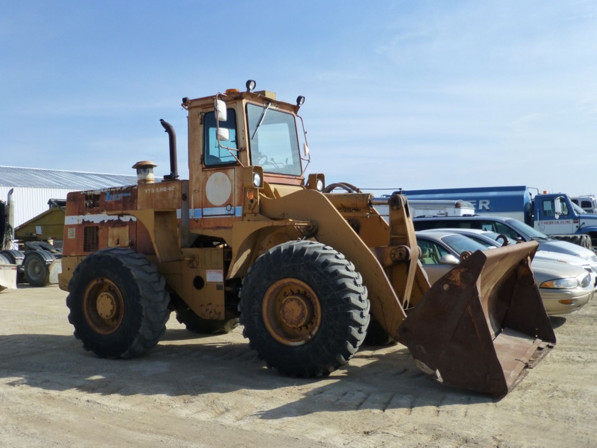 IH Hough wheel loader, Model 530.