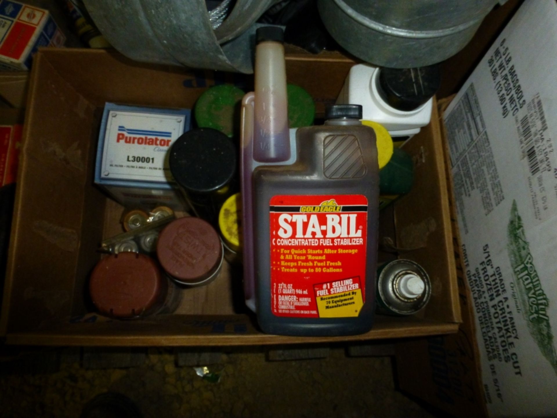 Pallet w/ cleaning supplies, brake fluid, misc parts - Image 4 of 5