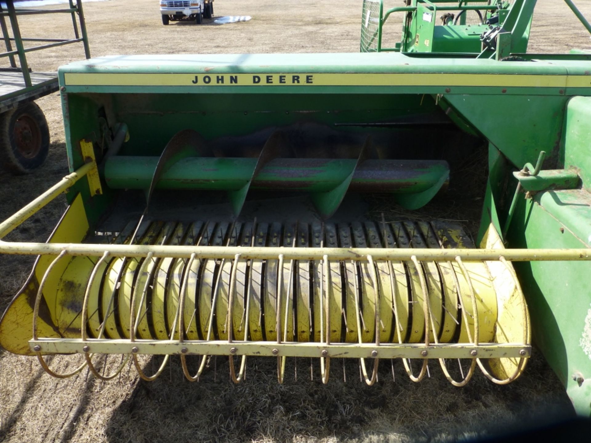 John Deere 346 baler w/ model 42 kicker - Image 7 of 13