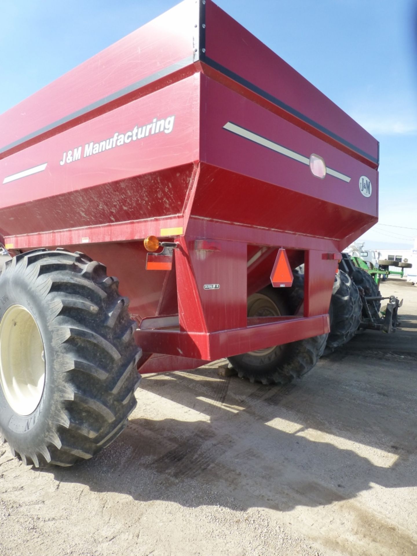 J&M 525 Grain Cart - Image 3 of 10