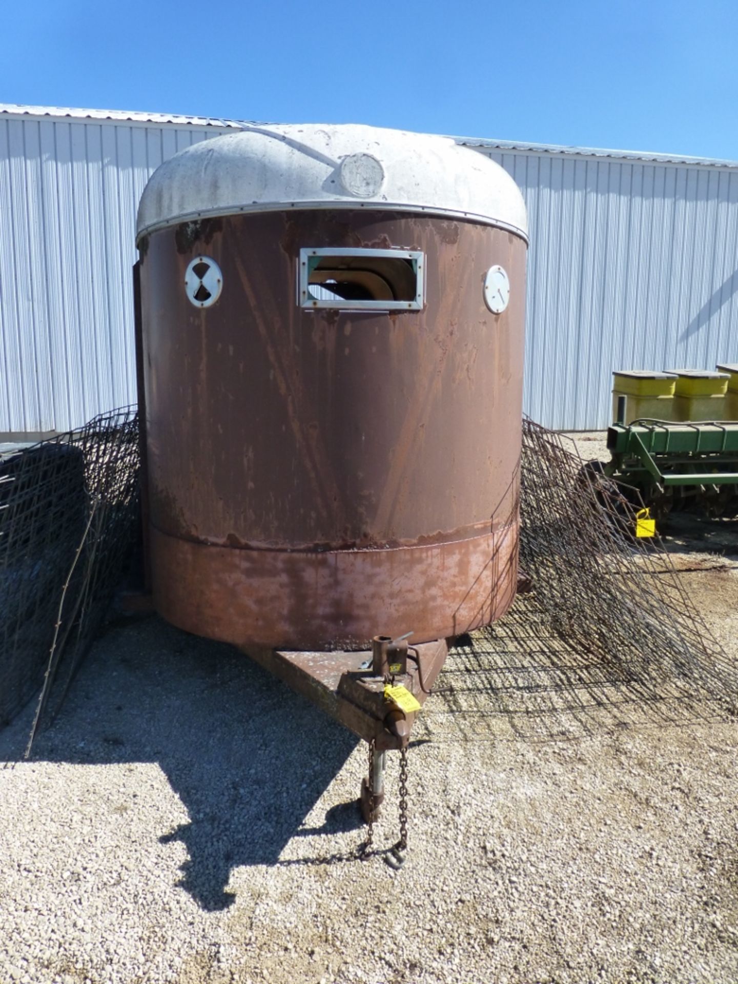 Livestock trailer, approx 14', No title. Needs axle repair