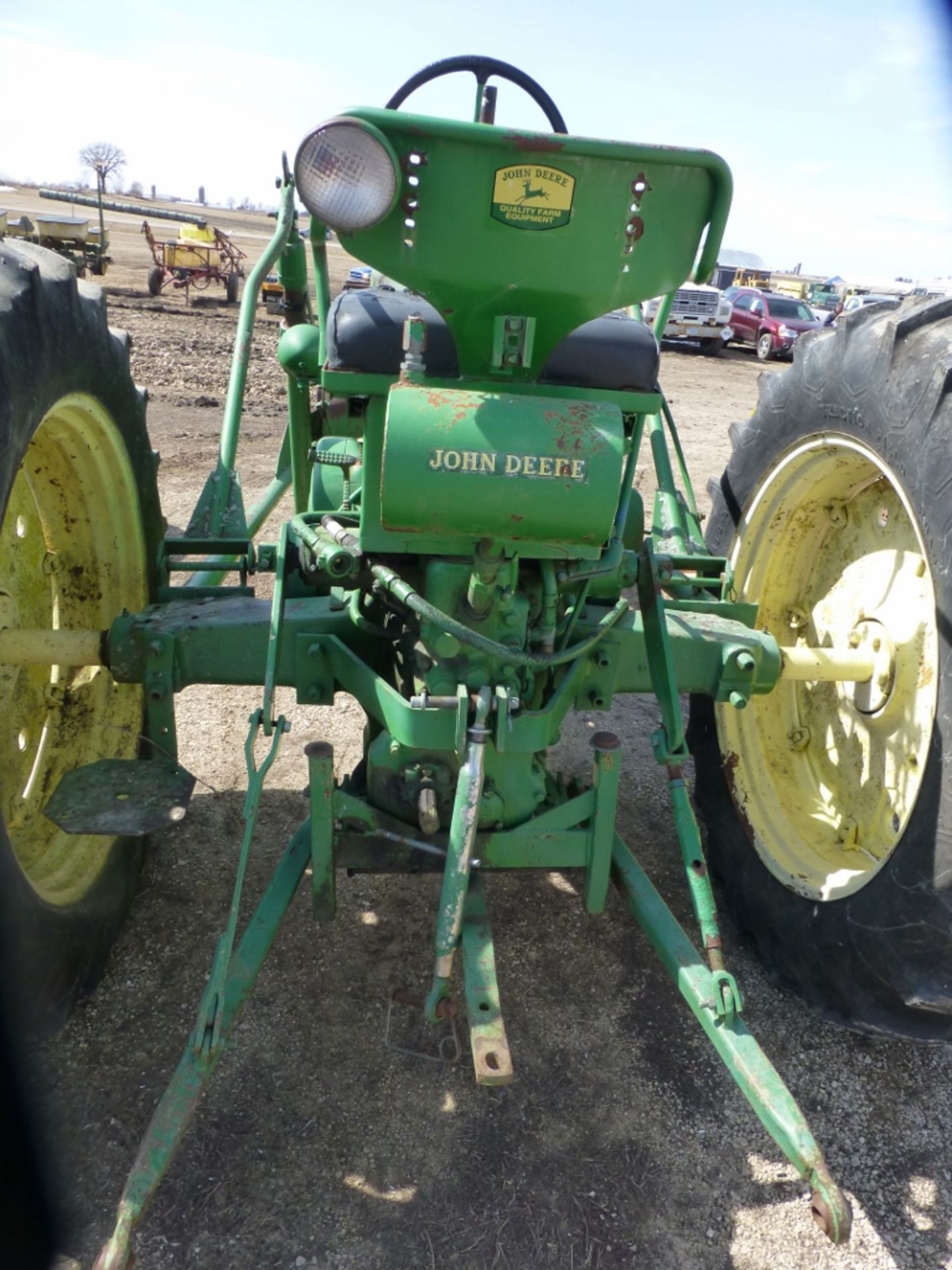 John Deere 50 tractor, NF. 3-pt. w/ loader. Engine currently stuck. - Image 2 of 9