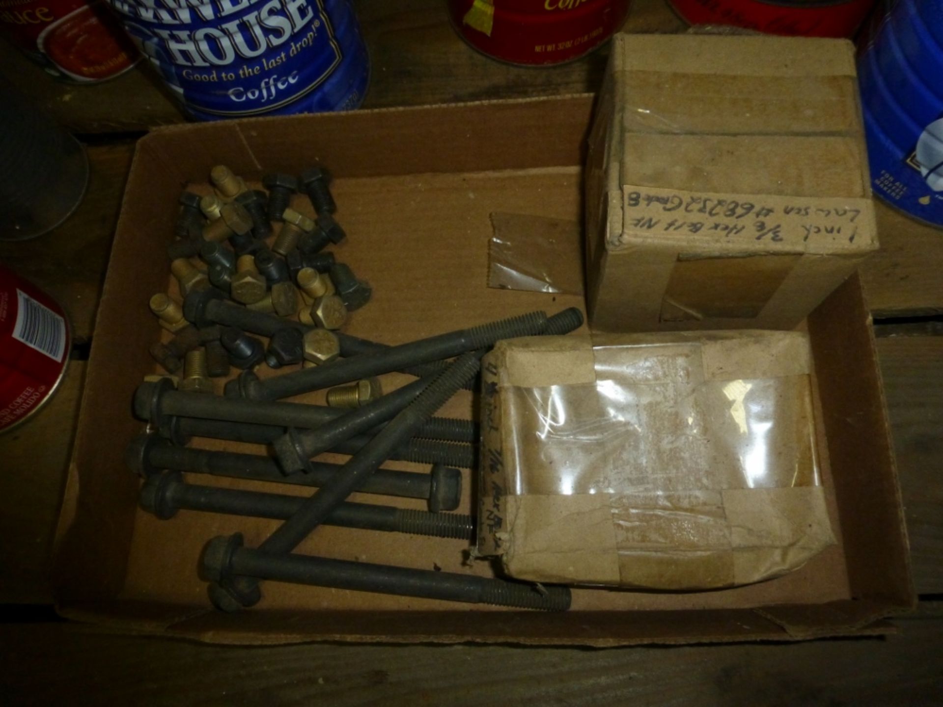 Pallet with hitch, misc. nuts and bolts - Image 2 of 5