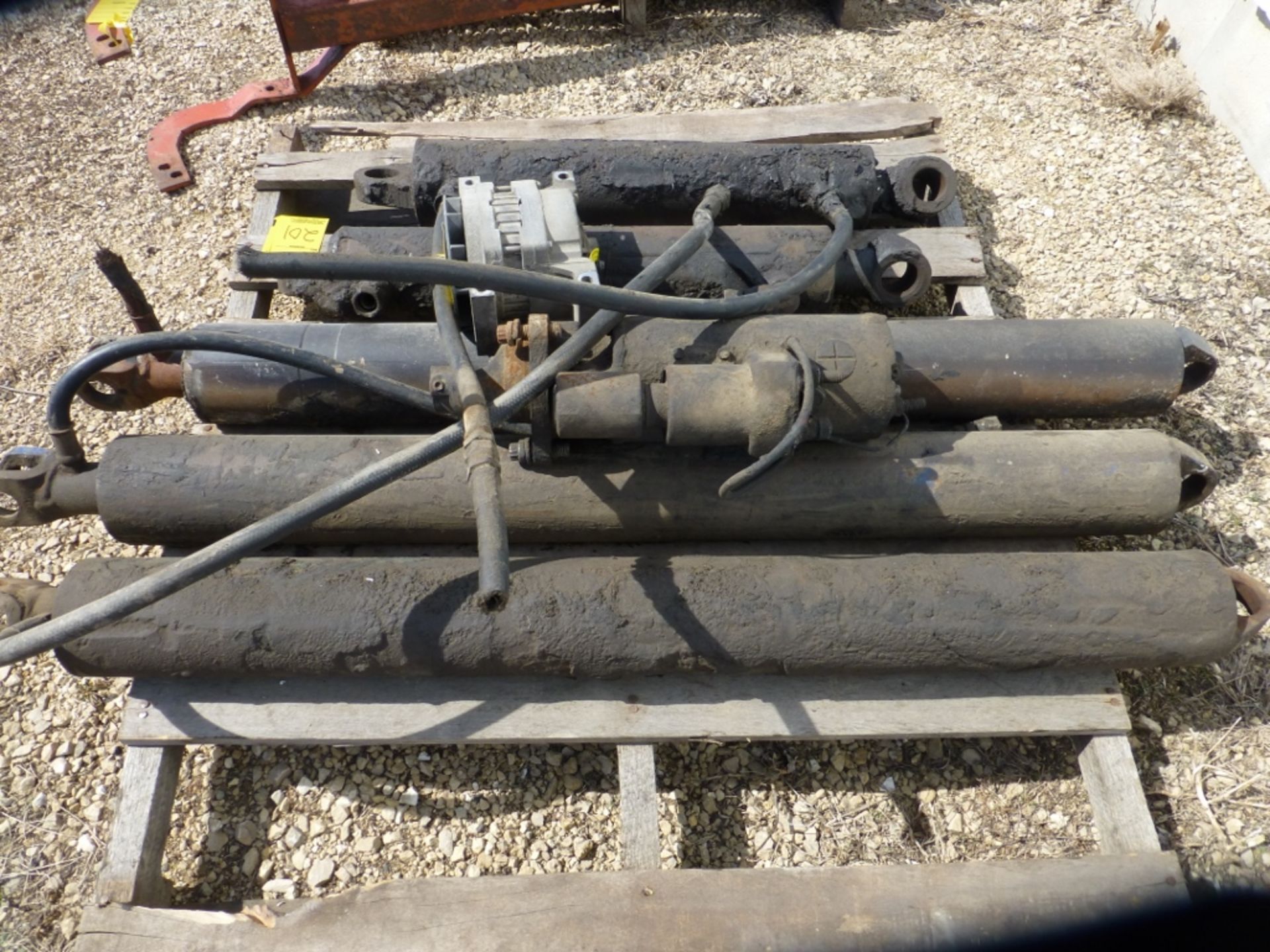 (5) Hydraulic cylinders - Image 2 of 3